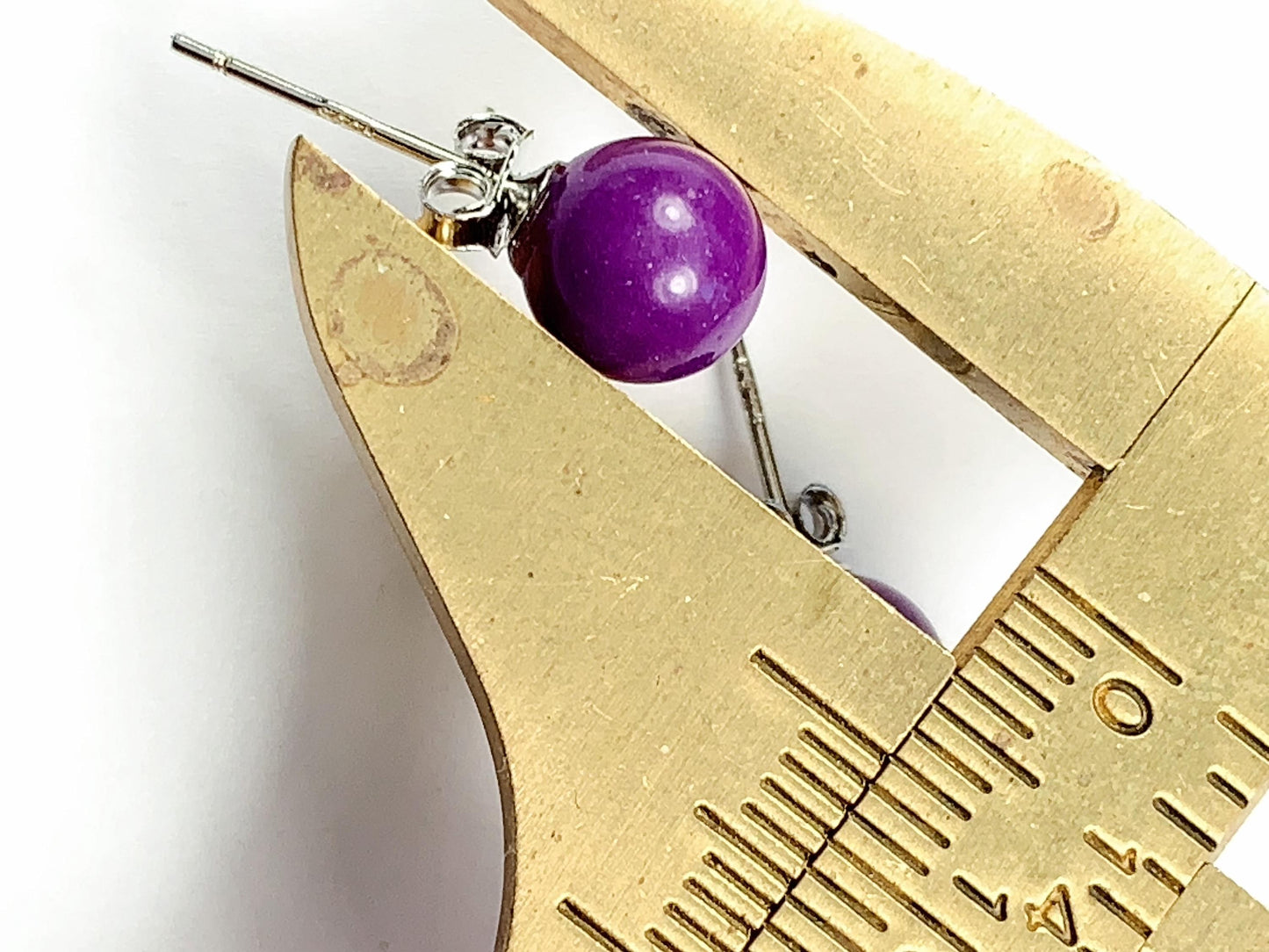 Phosphosiderite Sterling Silver Stud Earrings: 18k Gold Plated (7mm)