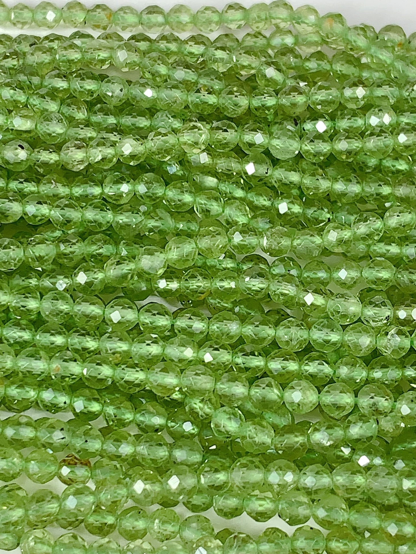 AAA Natural Green Peridot Faceted Round Beads : Genuine Gemstone Strand 15.5 (2mm 3mm 4mm)