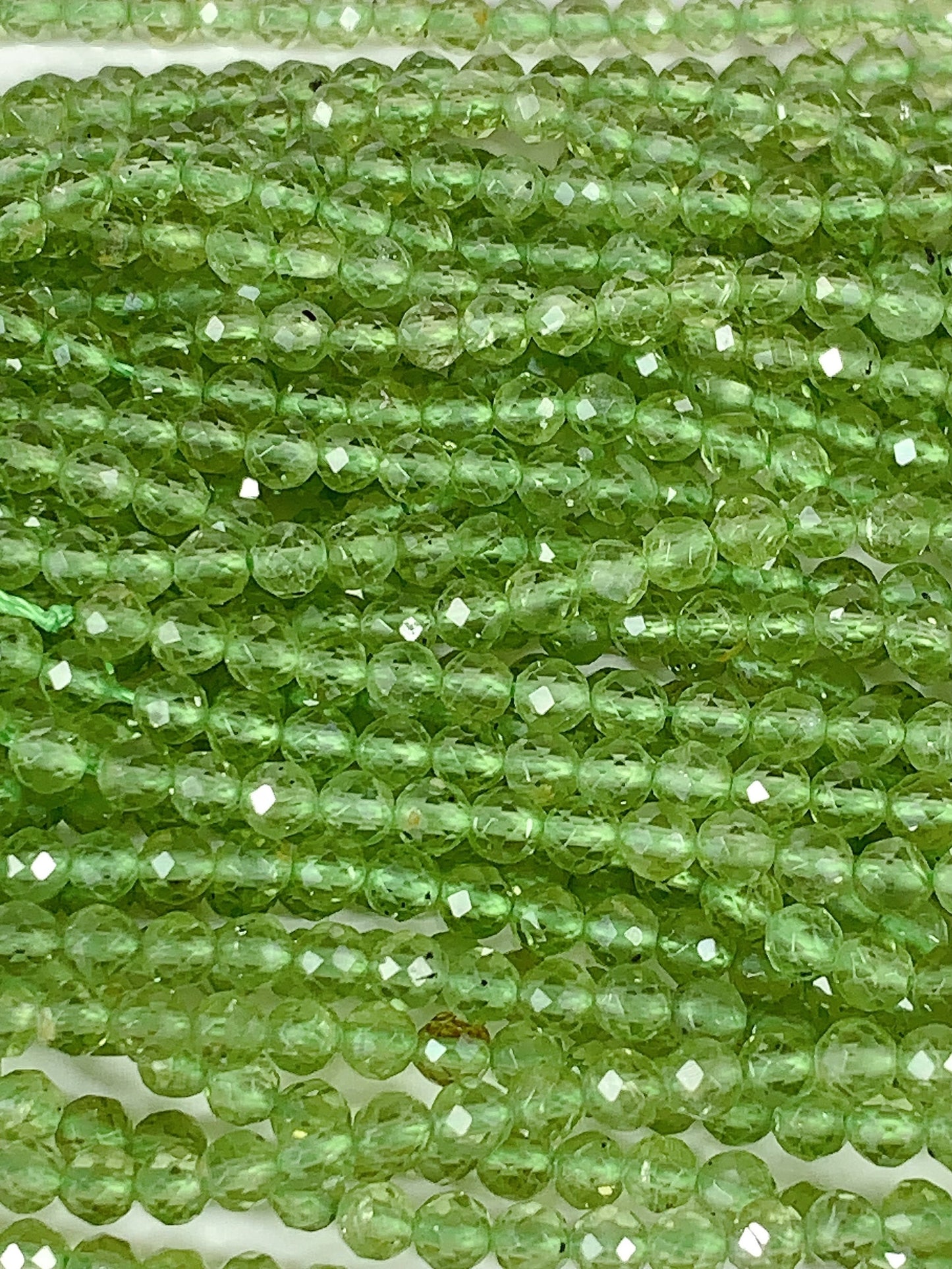 AAA Natural Green Peridot Faceted Round Beads : Genuine Gemstone Strand 15.5 (2mm 3mm 4mm)