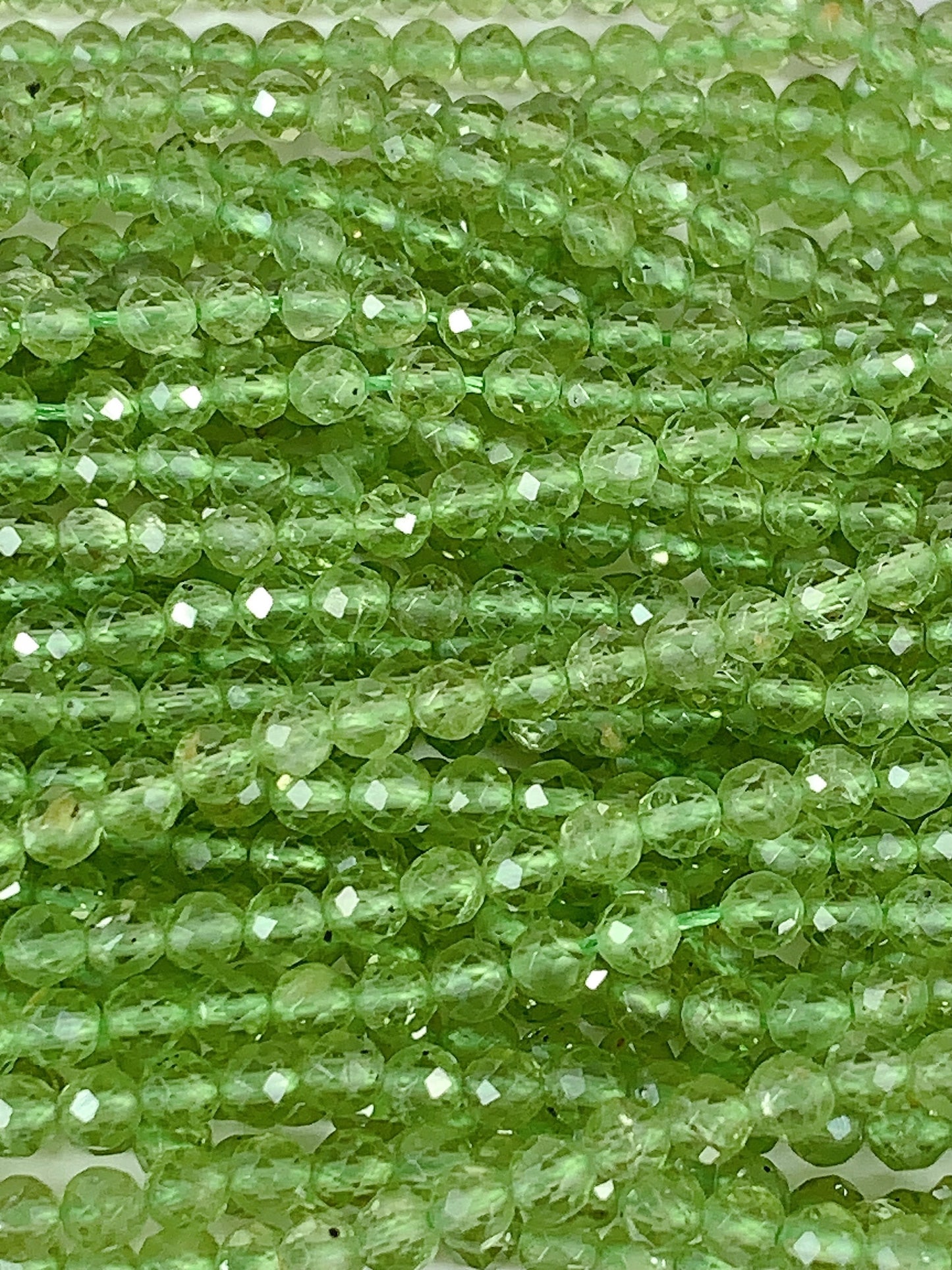 AAA Natural Green Peridot Faceted Round Beads : Genuine Gemstone Strand 15.5 (2mm 3mm 4mm)