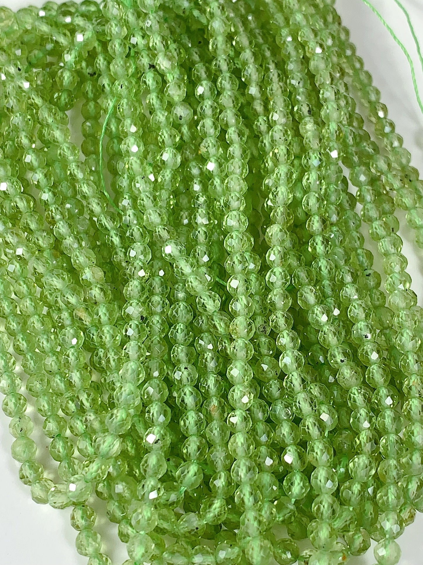AAA Natural Green Peridot Faceted Round Beads : Genuine Gemstone Strand 15.5 (2mm 3mm 4mm)