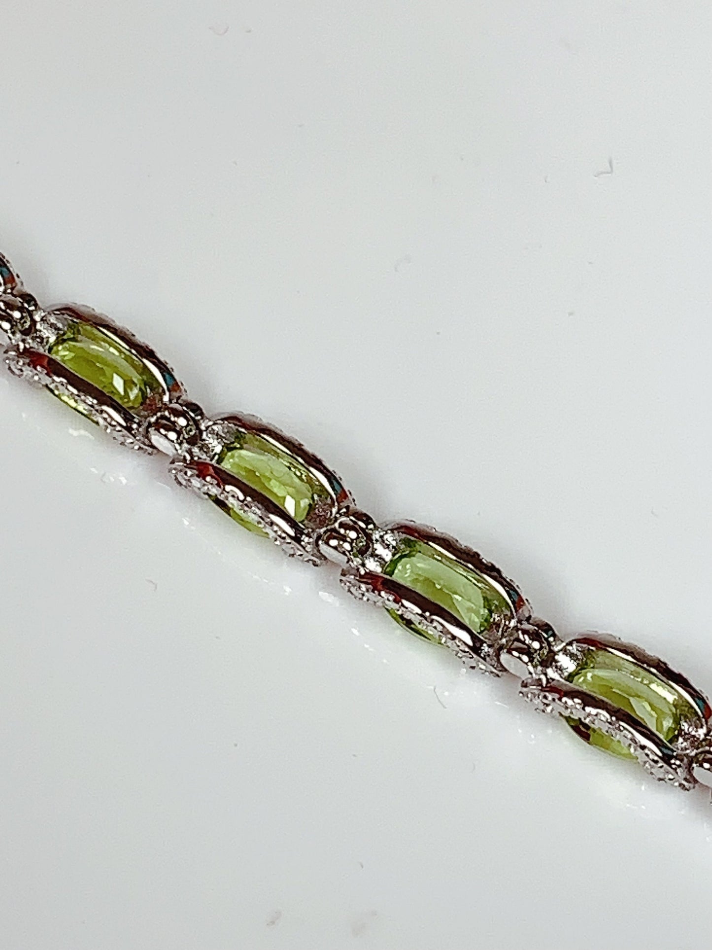 Grade AAA Genuine Natural Peridot 18k 925 Sterling Silver Bracelet Gemstone