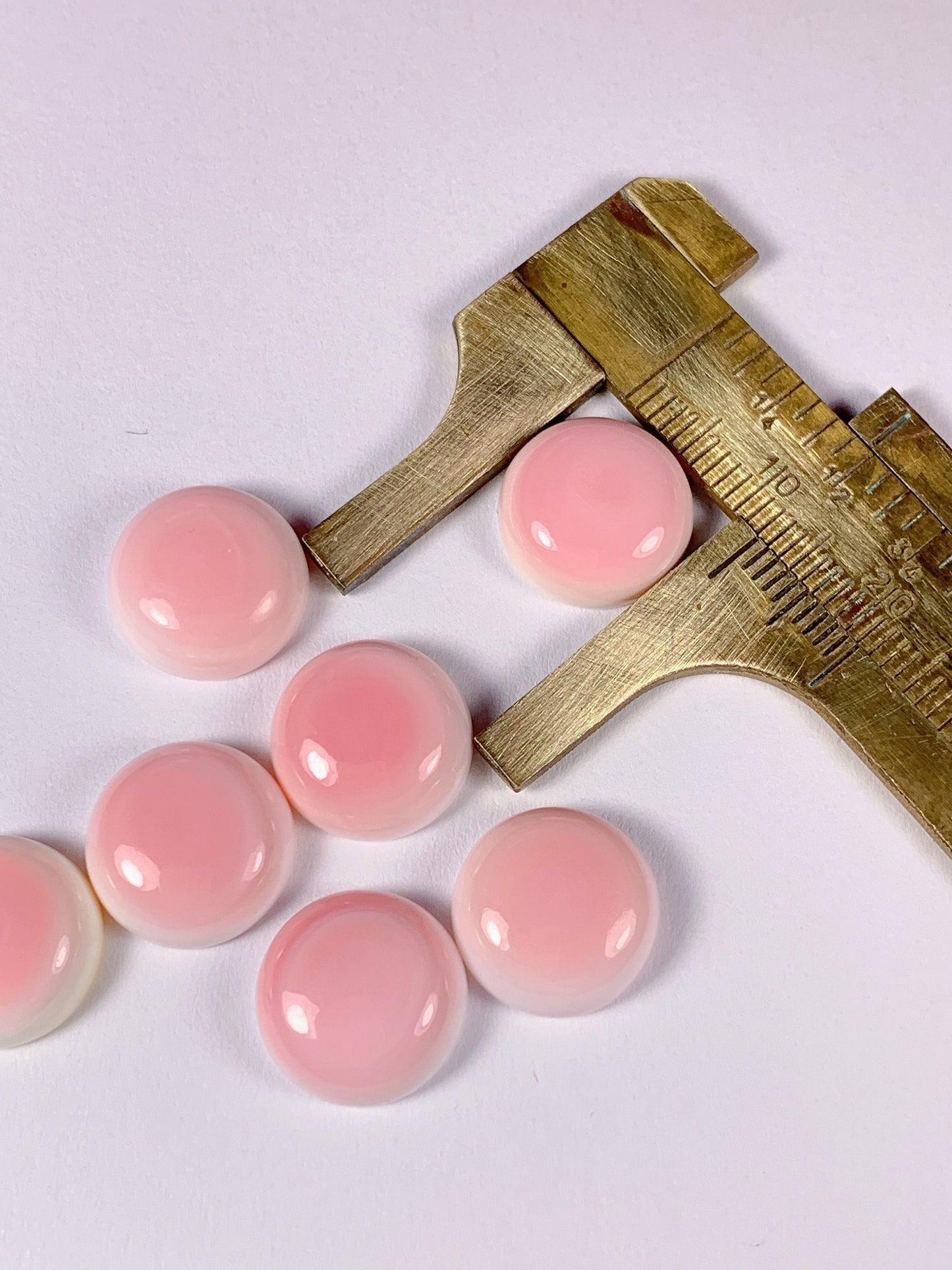 10mm  12mm  Genuine Natural Queen conch  Loose Gems Gemstone  Smooth Round cut