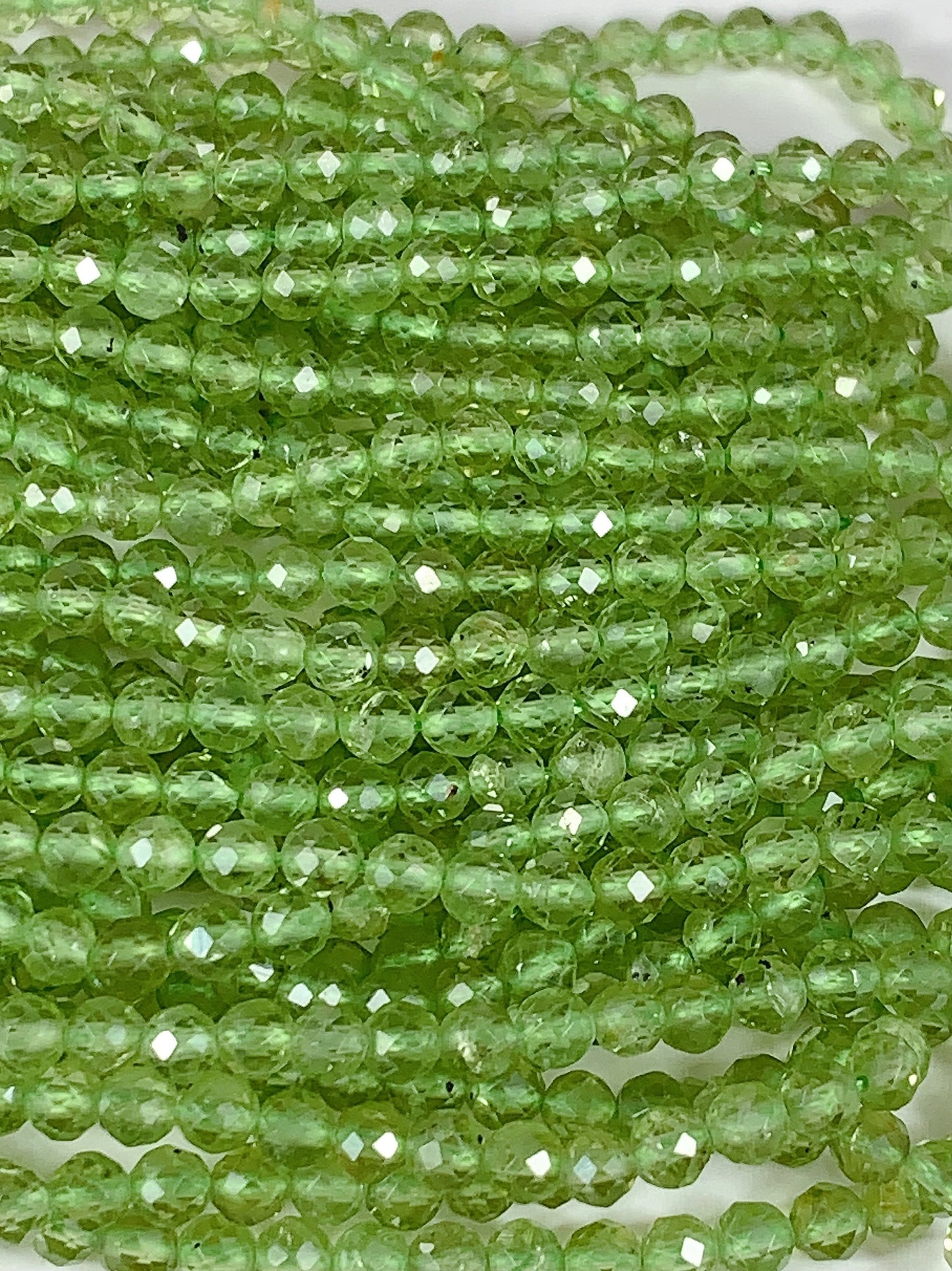 AAA Natural Green Peridot Faceted Round Beads : Genuine Gemstone Strand 15.5 (2mm 3mm 4mm)