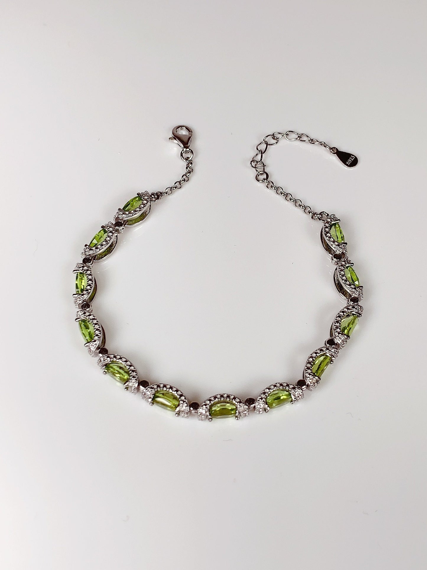 Grade AAA Genuine Natural Peridot 18k 925 Sterling Silver Bracelet Gemstone