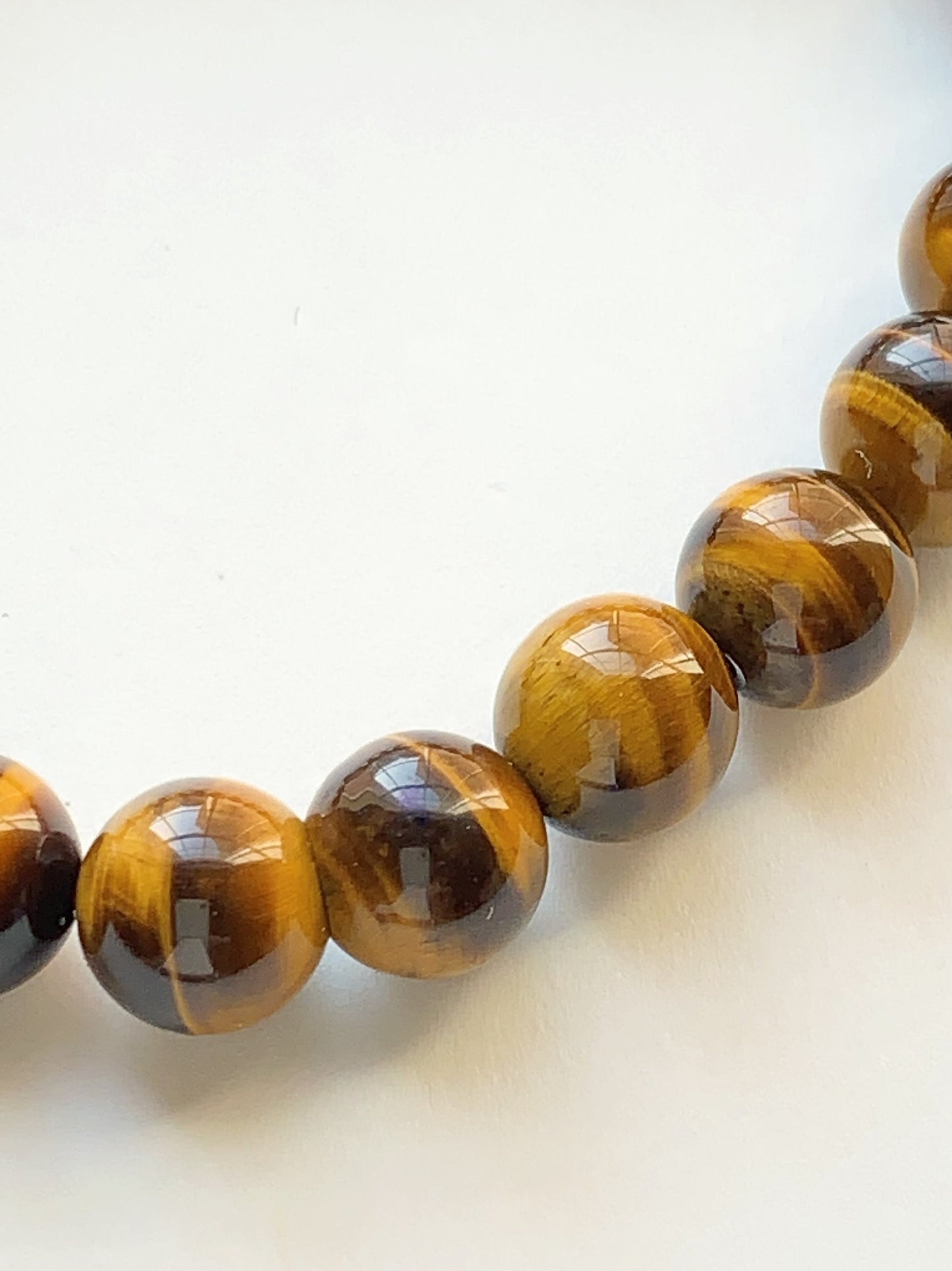 Lightning pattern Zigzag Chatoyancy AAA+ Natural Yellow Gold Tigers Eye Smooth Round Stretch Bracelet 8mm