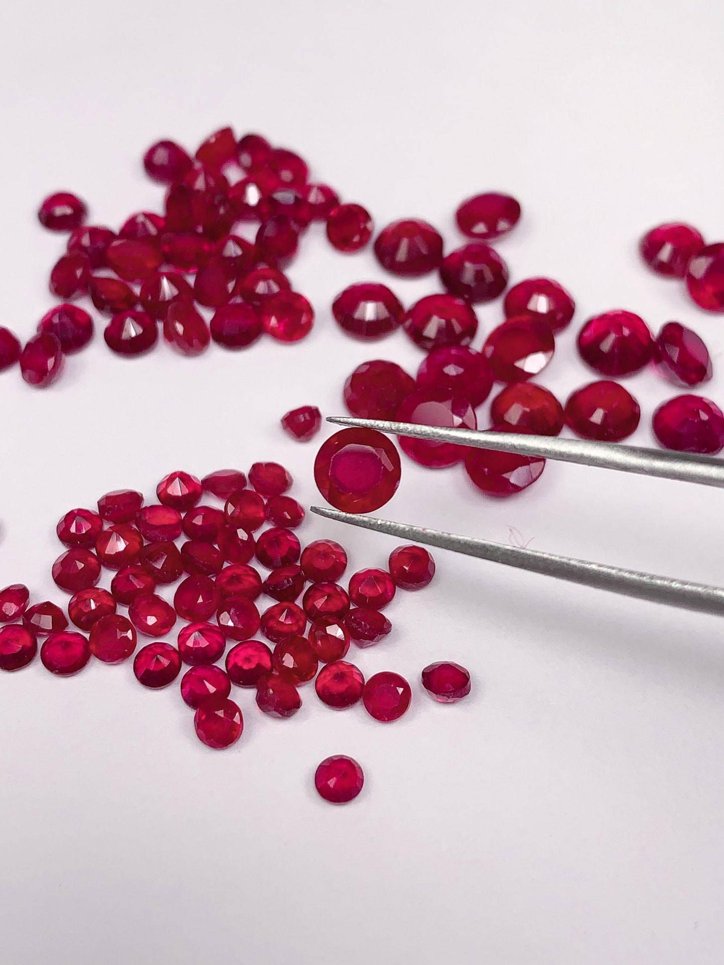 EGL USA Gemological Laboratory Certificate Natural Red Ruby (heated Filled) Loose Gemstone: Round Faceted Cut (3mm 4mm 5mm)