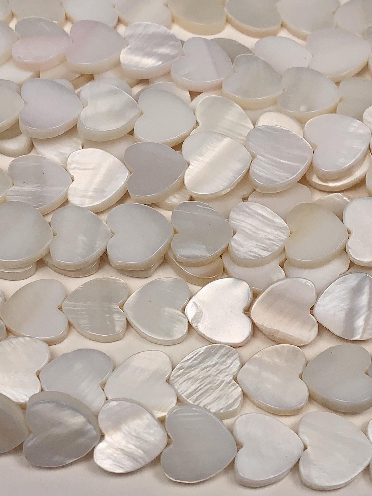Natural Mother of Pearl Shell Heart Shape Beads Strand 15 Gemstone