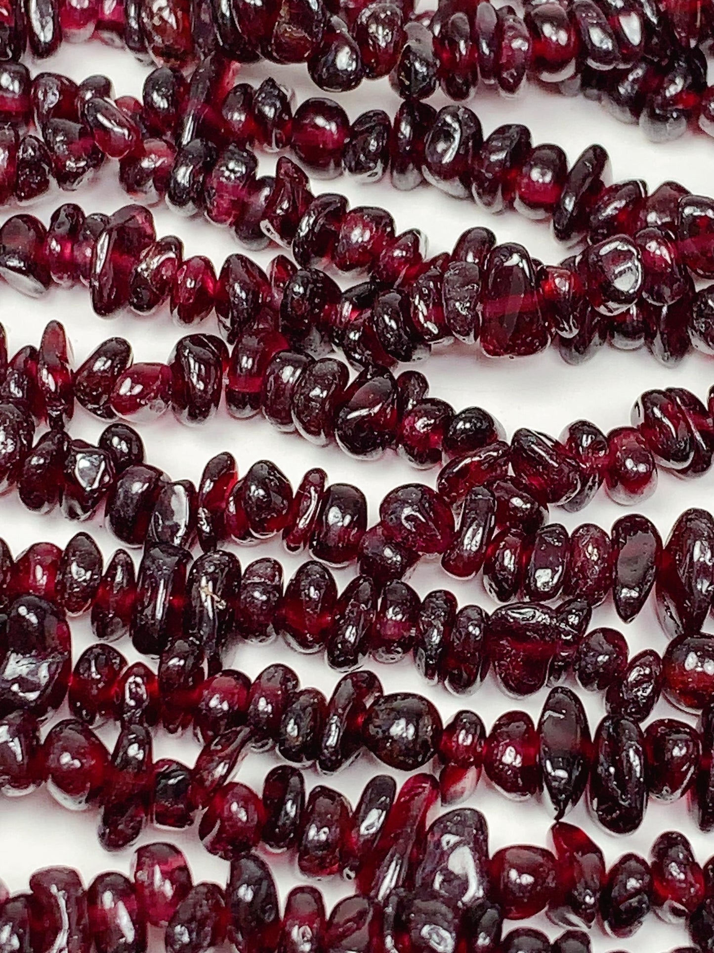 Natural Red Garnet Chip Beads: 32" DIY Jewelry Strand (7-12mm)