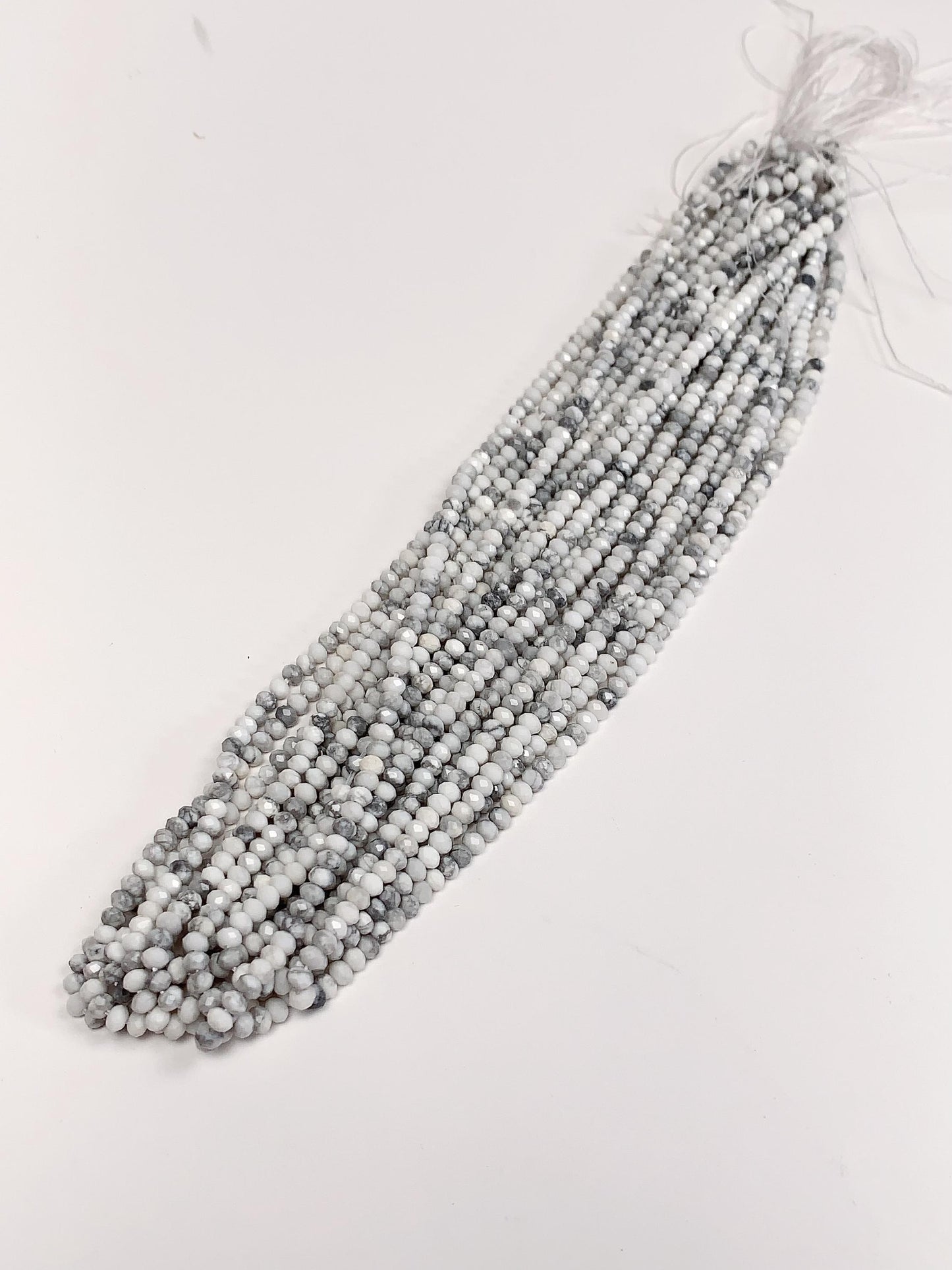 2.5mmx3.5mm Grade AAA+ Genuine Natural White Howlite Point  Faceted Rondelle Beads 15.5" Strand