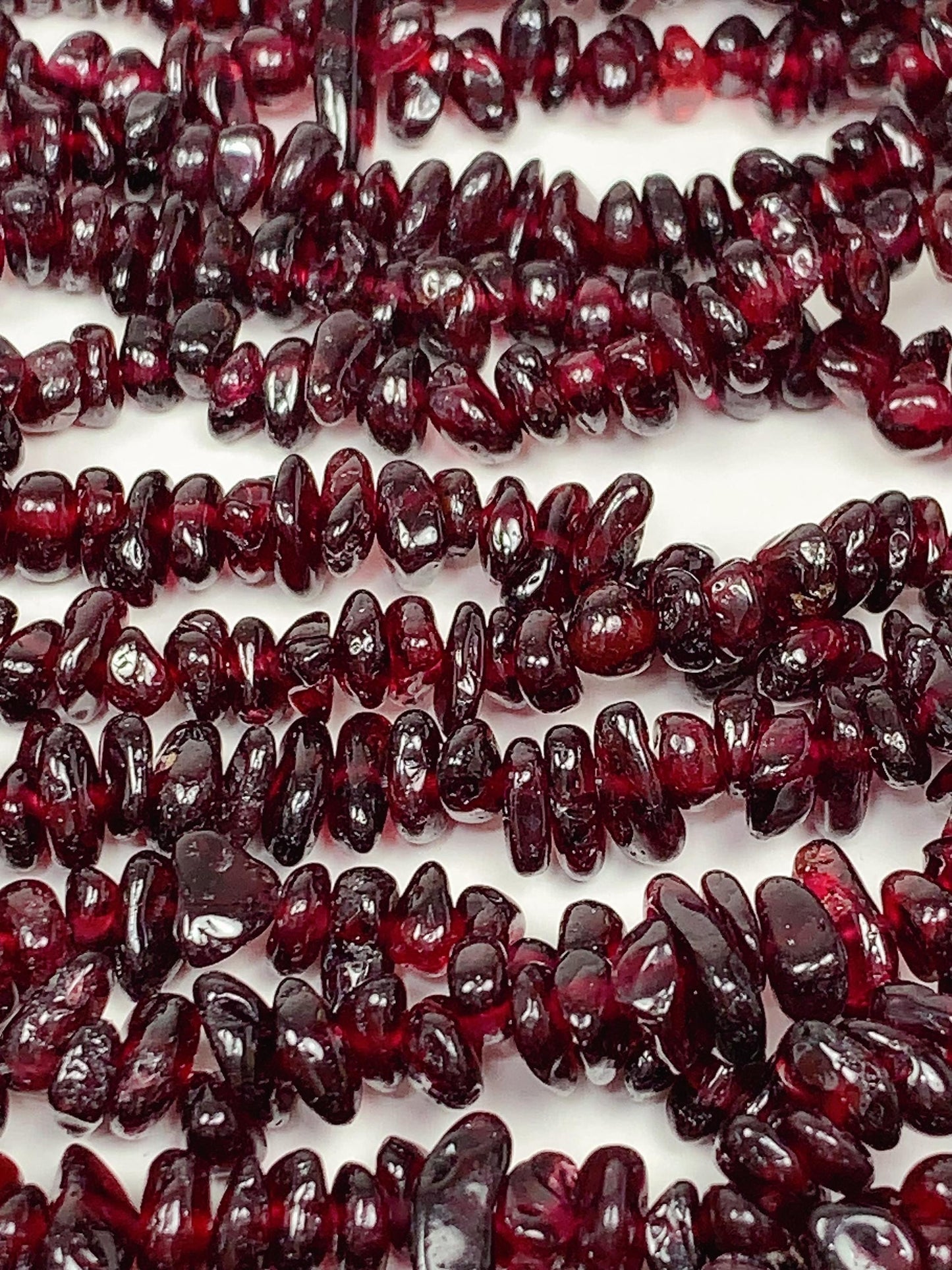 Natural Red Garnet Chip Beads: 32" DIY Jewelry Strand (7-12mm)