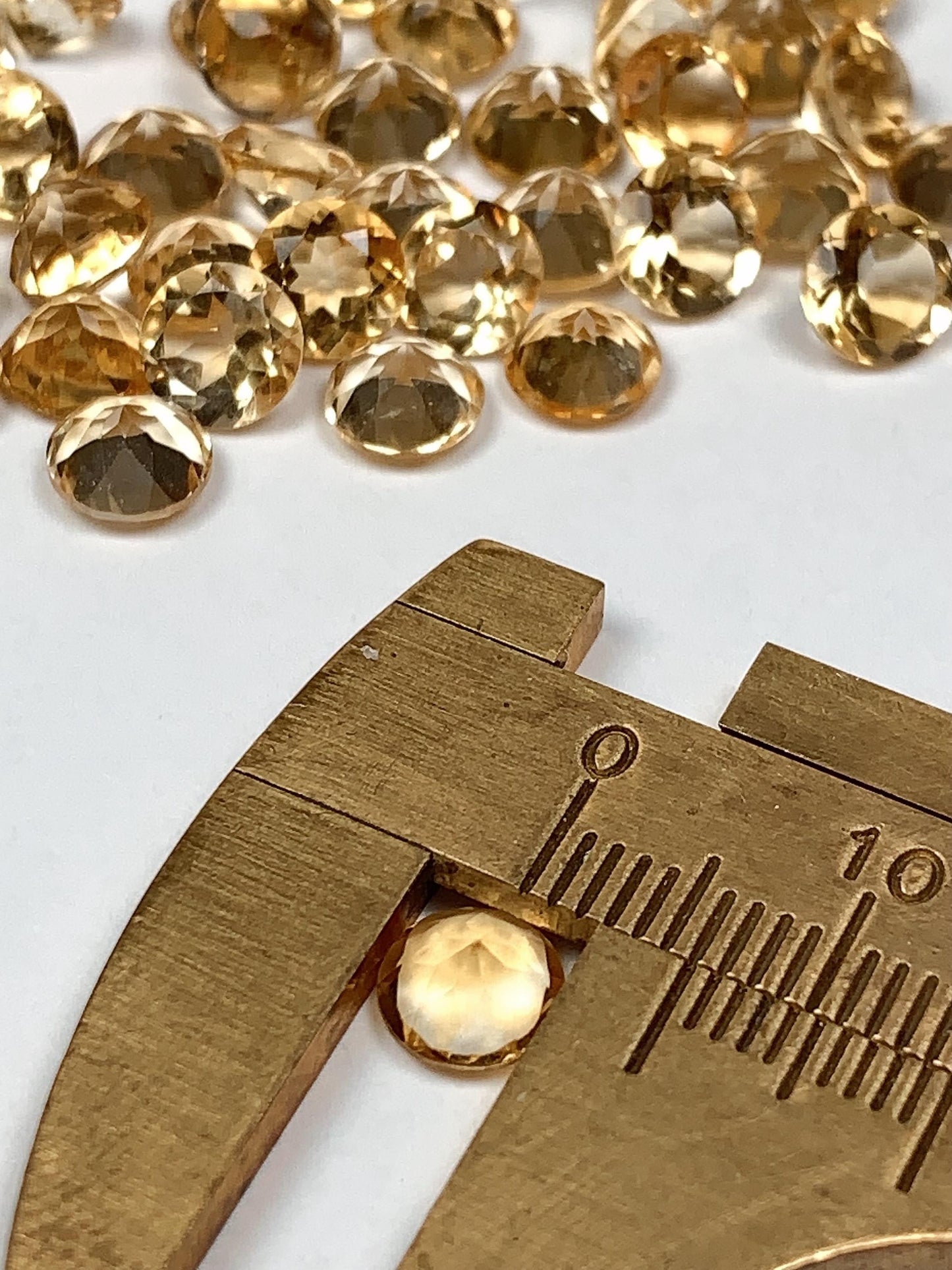 6mm Grade AAA Genuine Natural light Yellow Citrine Loose Gems Gemstone faceted round cut