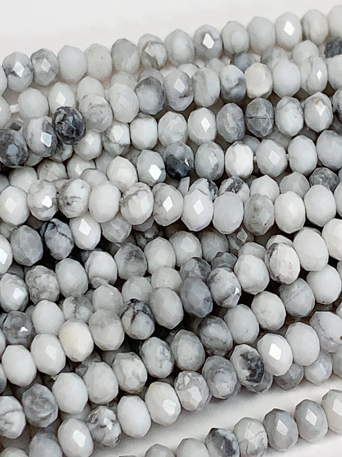 2.5mmx3.5mm Grade AAA+ Genuine Natural White Howlite Point  Faceted Rondelle Beads 15.5" Strand