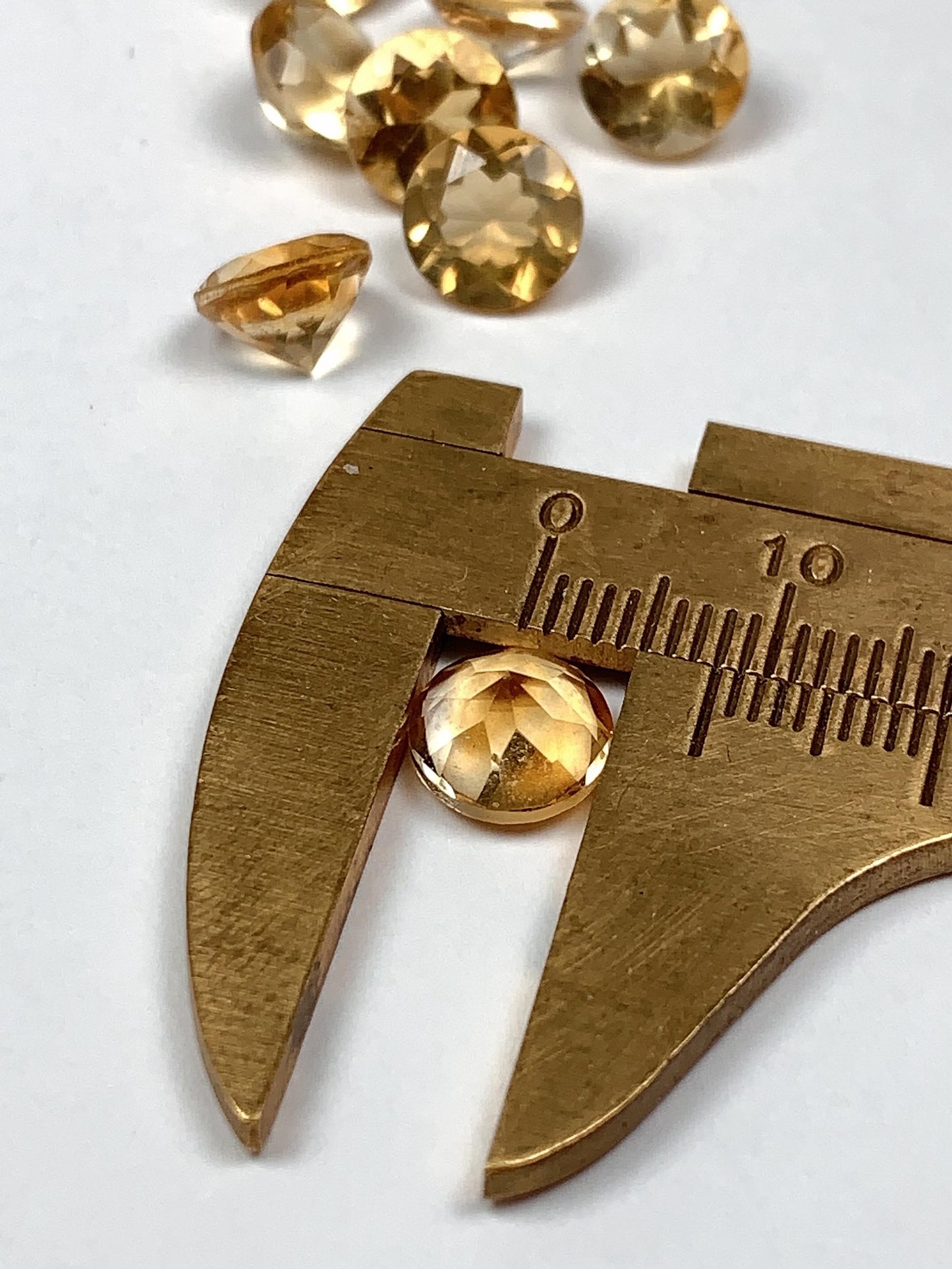 8mm Grade AAA Genuine Natural Yellow Citrine Loose Gems Gemstone faceted round cut