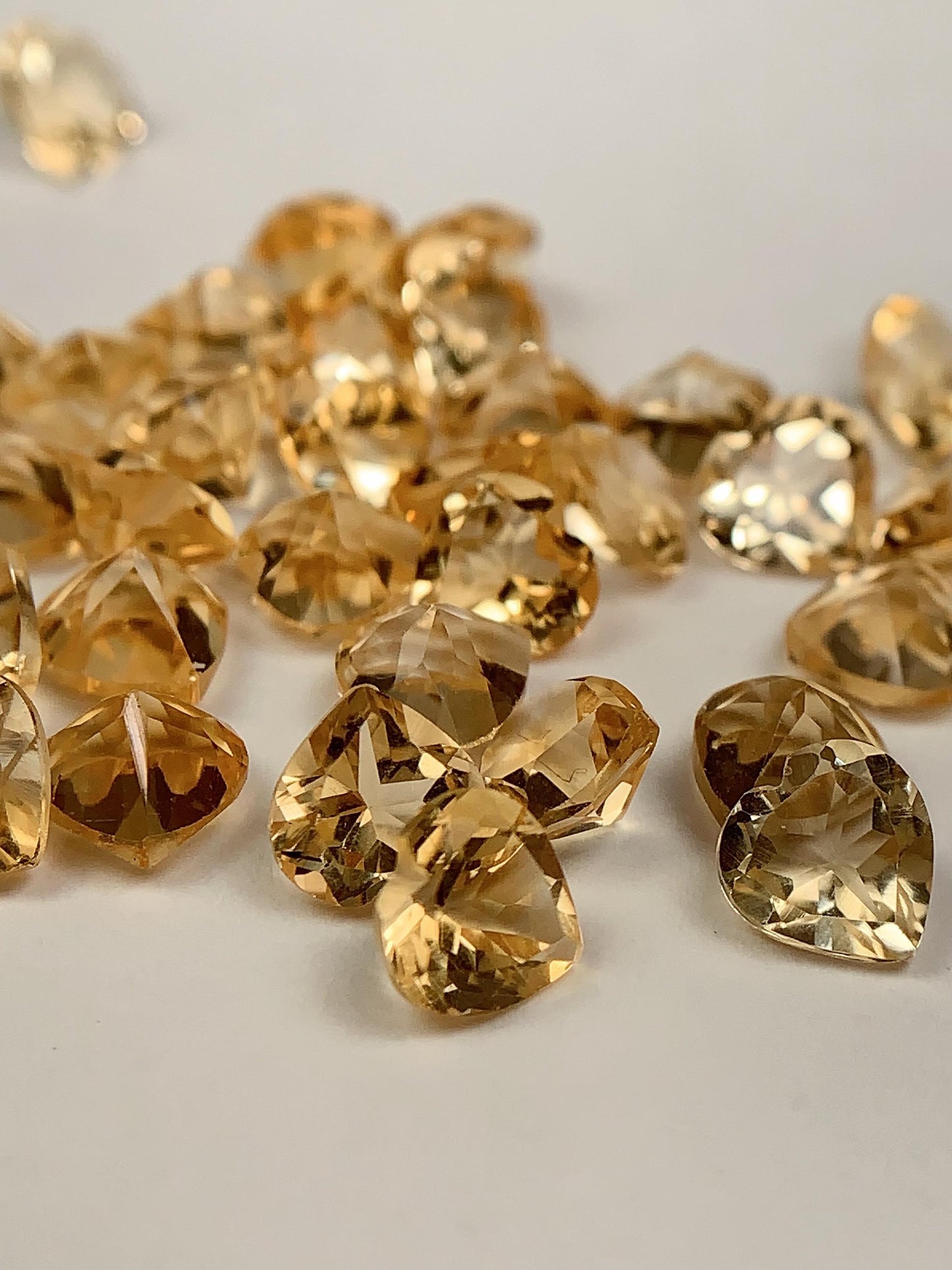 6mm Grade AAA Genuine Natural light Yellow Citrine Loose Gems Gemstone faceted heart cut