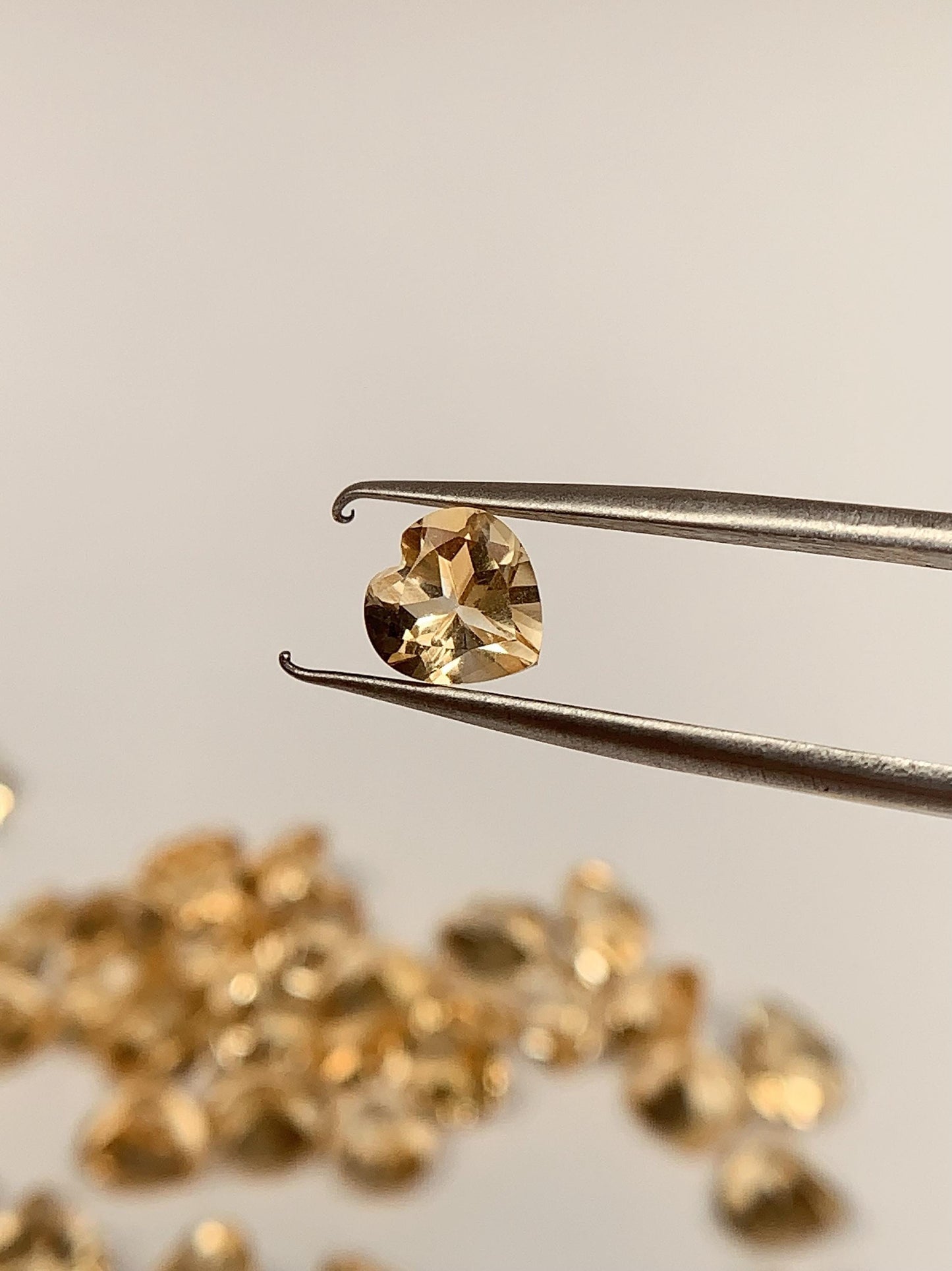 6mm Grade AAA Genuine Natural light Yellow Citrine Loose Gems Gemstone faceted heart cut
