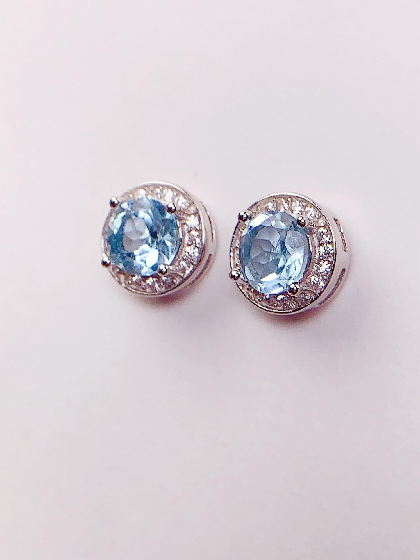6mm Grade AAA Genuine Natural Sky Blue Topaz faceted round Cut 18k Gold Plated S 925 Sterling Silver Earring