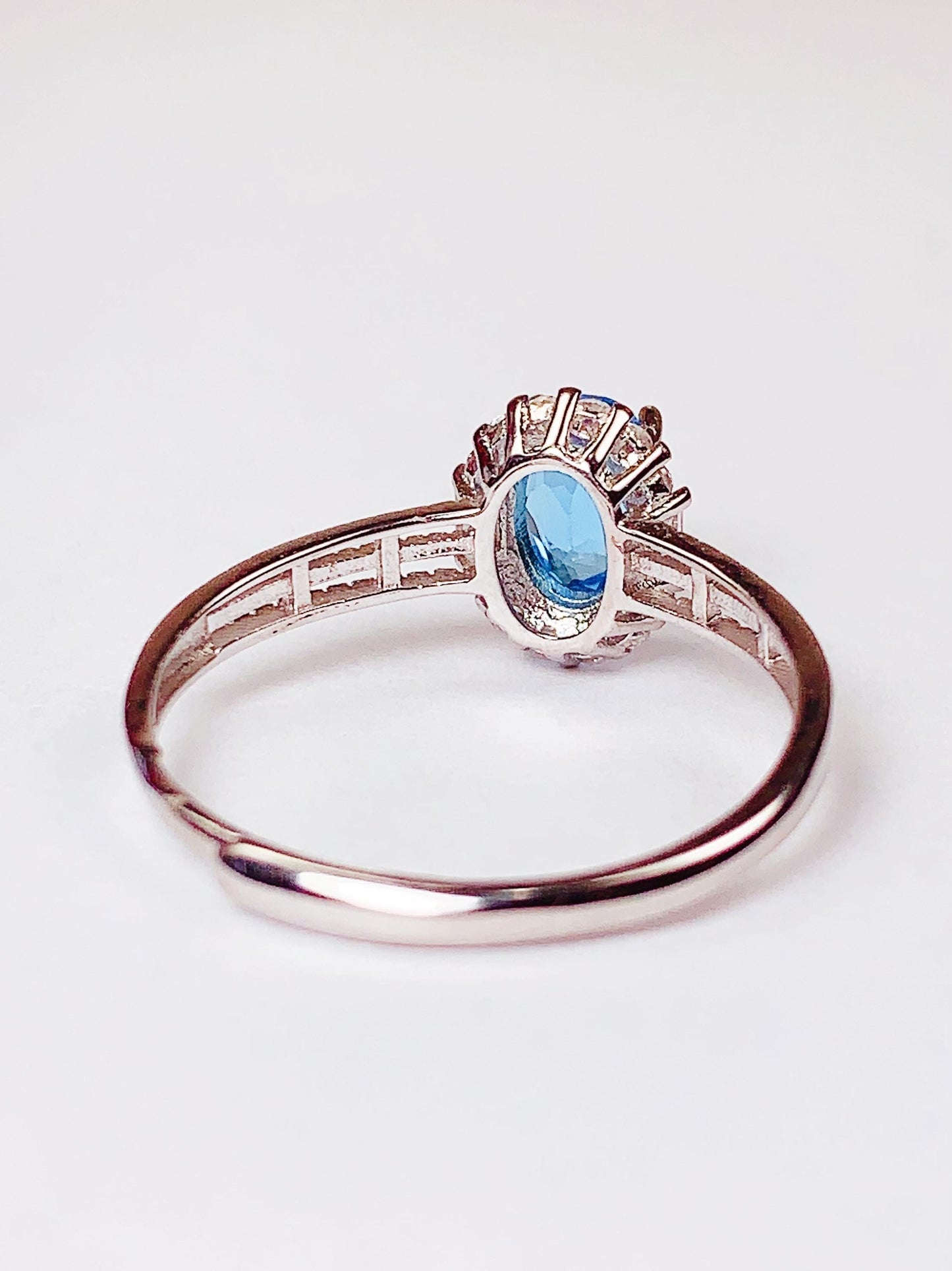 Oval Swiss Blue Topaz Ring: 18K Gold Plated Sterling Silver
