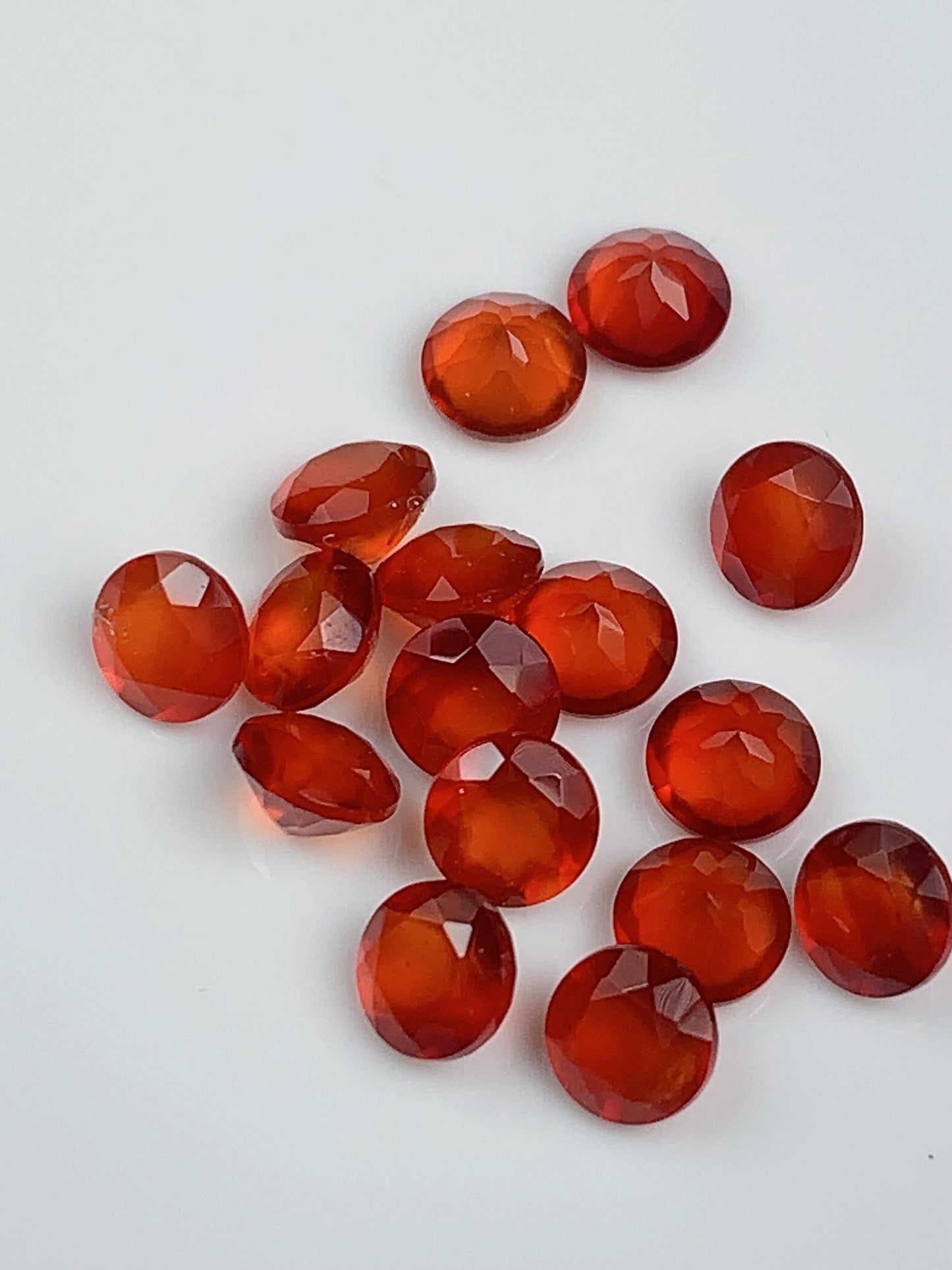 AAA Deep Orange Red Agate Gemstone: 4mm Faceted Round Cut