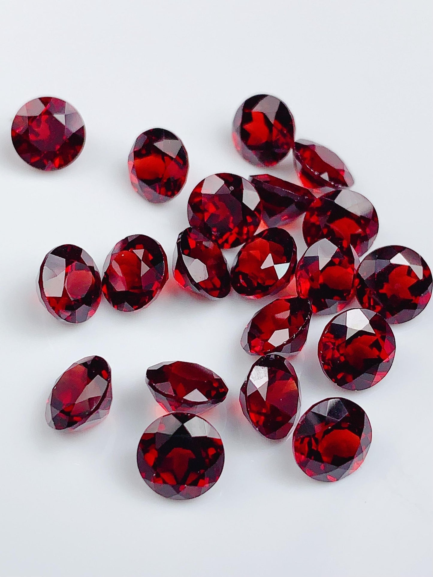7mm AAA Deep Red Garnet Gemstone: Natural Faceted Round Cut