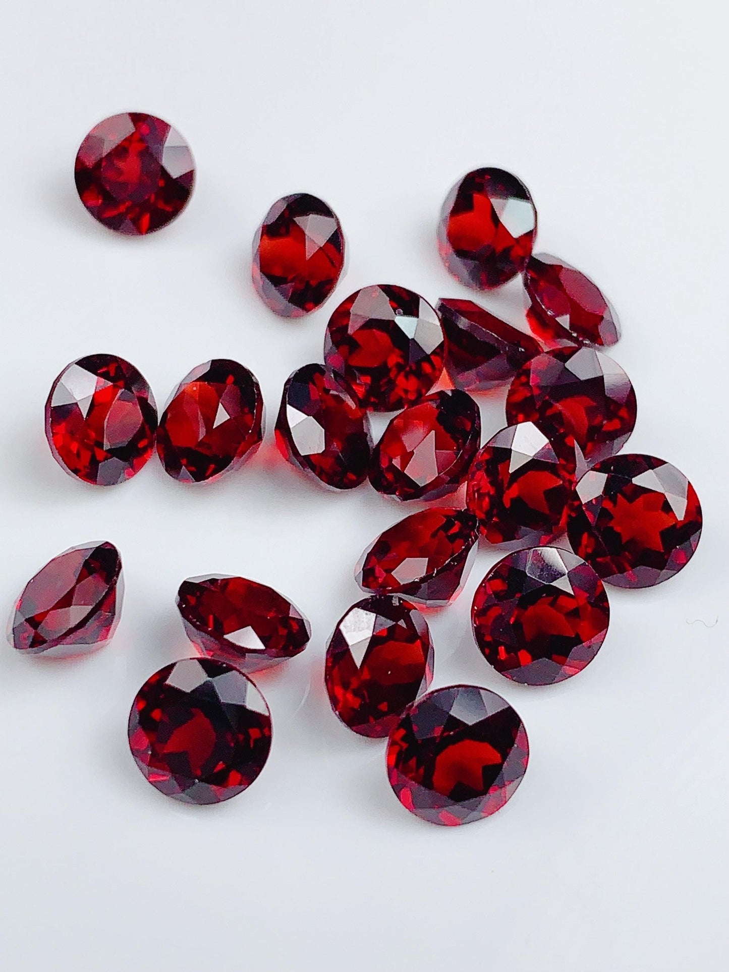 7mm AAA Deep Red Garnet Gemstone: Natural Faceted Round Cut