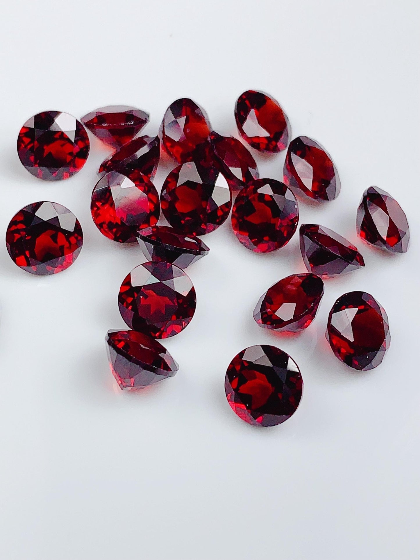 7mm AAA Deep Red Garnet Gemstone: Natural Faceted Round Cut