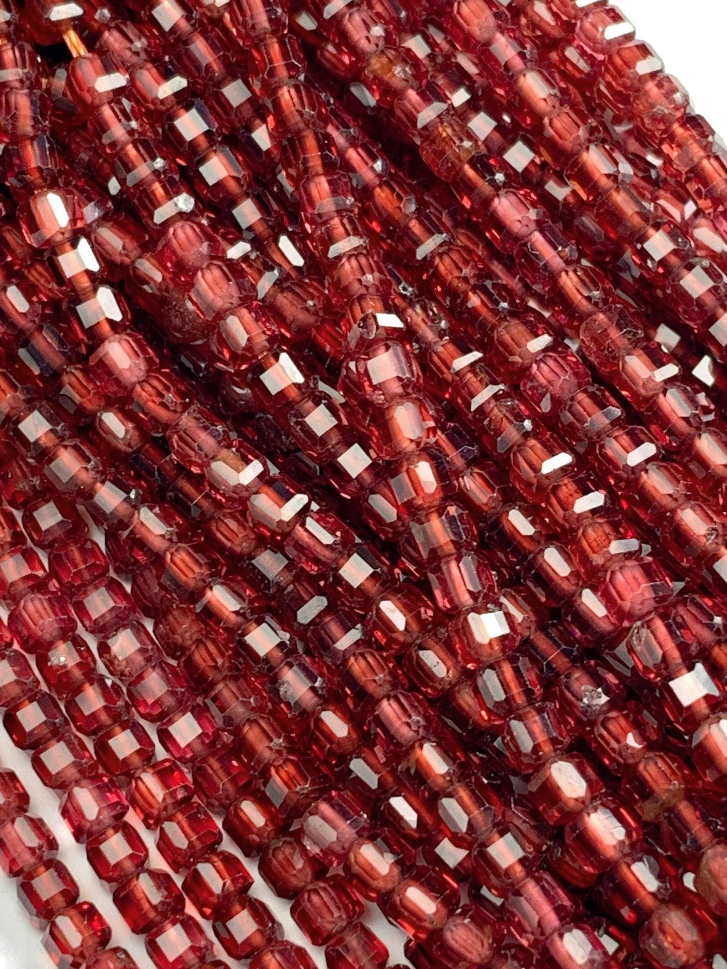 3mm AAA Natural Claret Red Garnet Faceted Cube Square Beads Strand 15.5"
