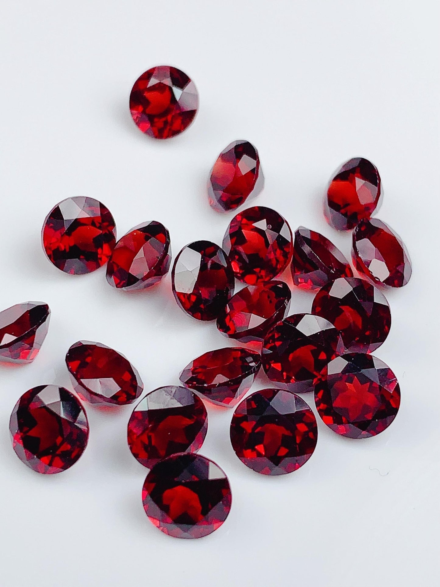 7mm AAA Deep Red Garnet Gemstone: Natural Faceted Round Cut