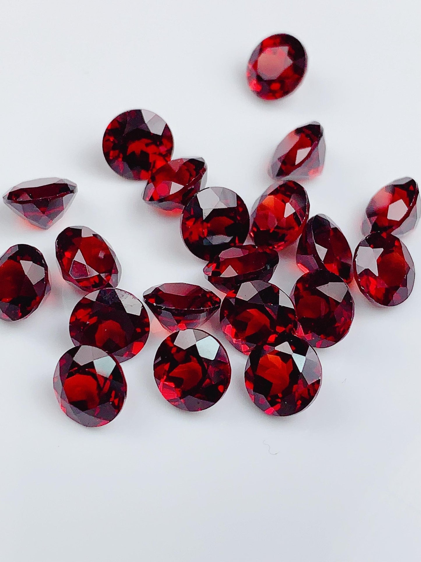 7mm AAA Deep Red Garnet Gemstone: Natural Faceted Round Cut