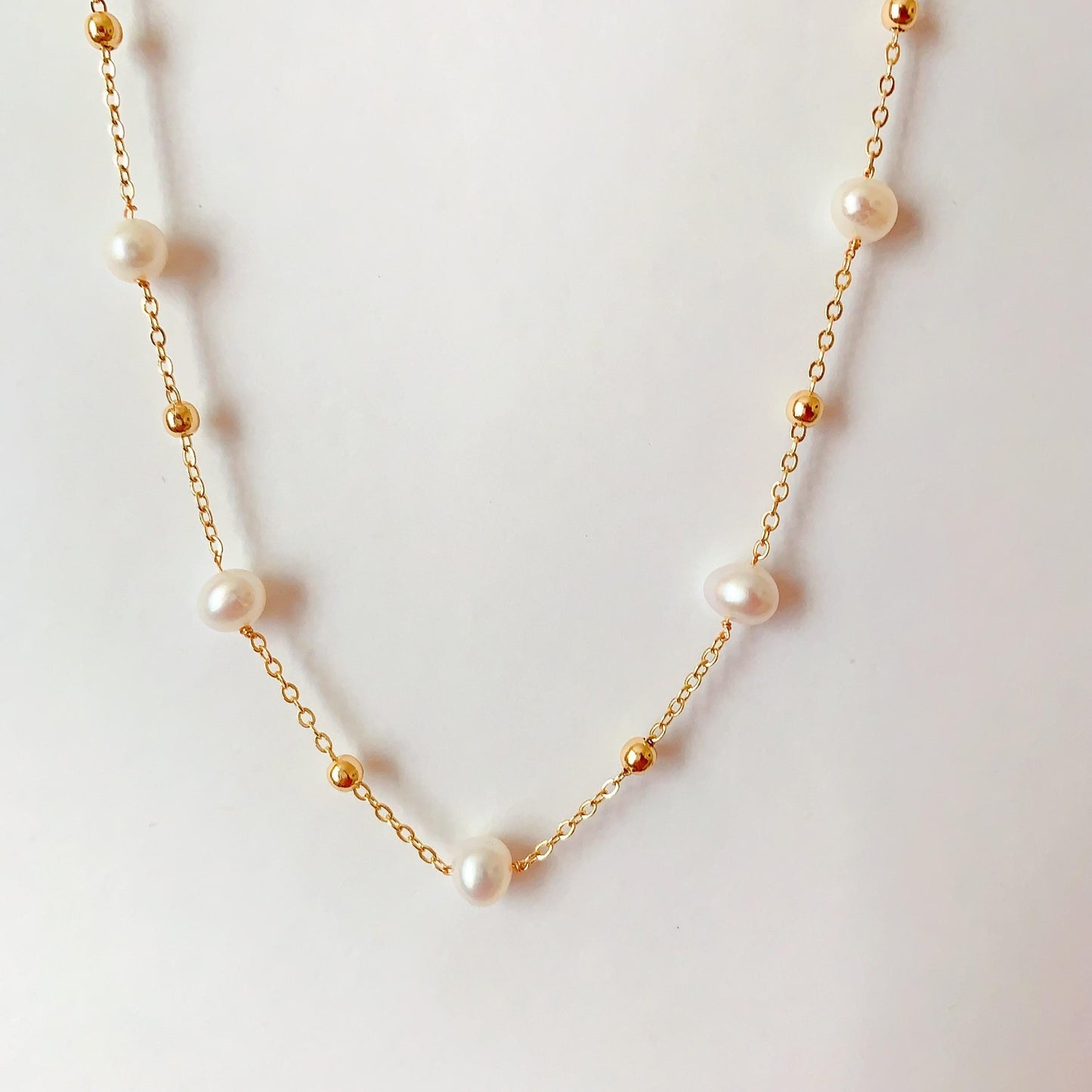 Natural Freshwater White Pearl Necklace Bright Luster Gloss 14K Gold Plated Heart