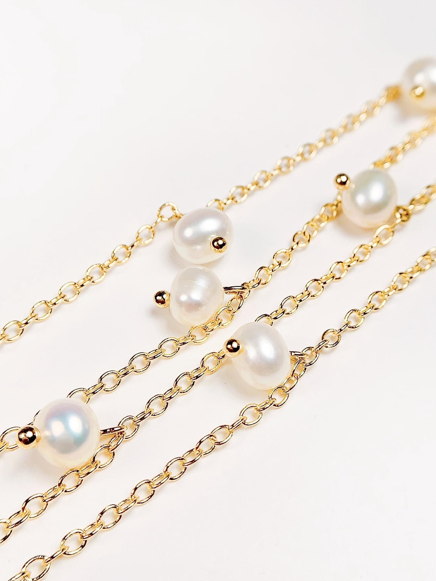 14K Gold Filled Freshwater Pearl Necklace: Luster Choker