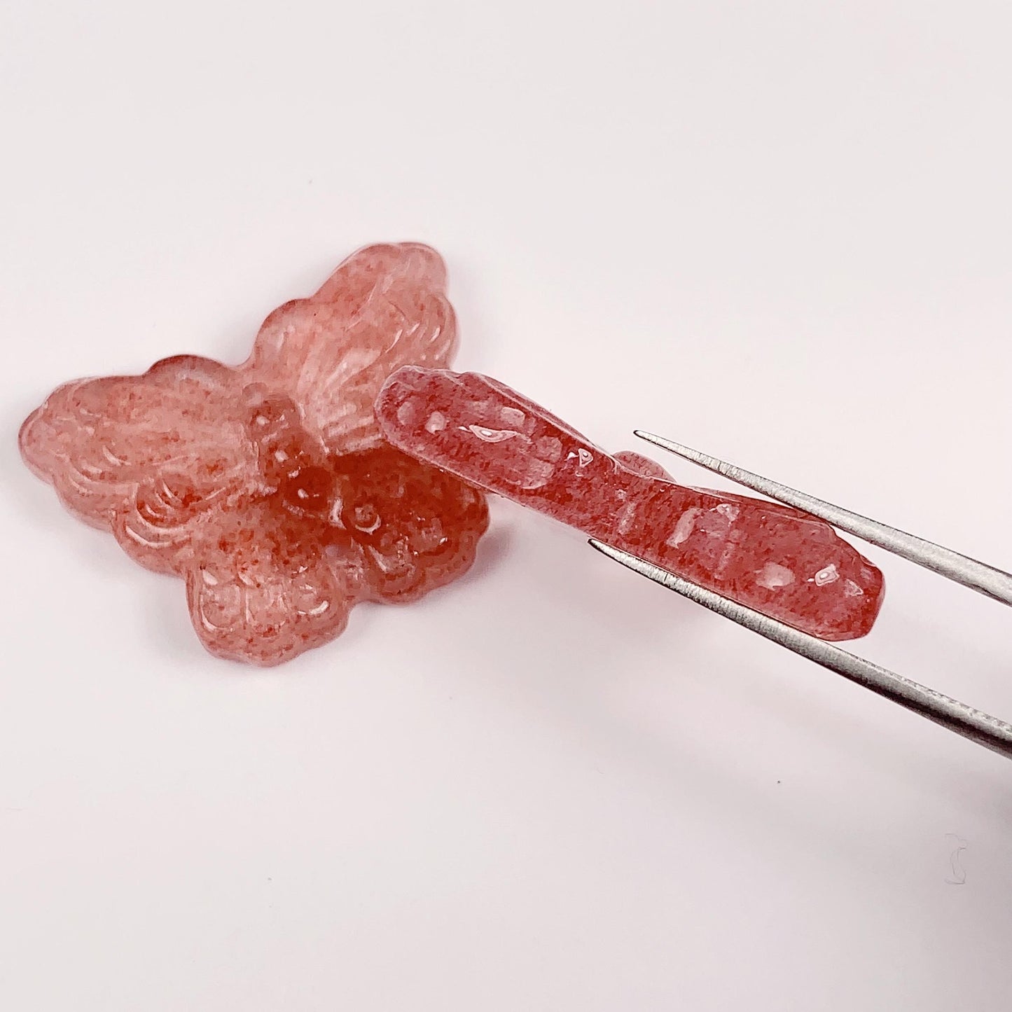 Carved Strawberry Quartz Butterfly Beads: Natural Pink Gemstone (26mm)