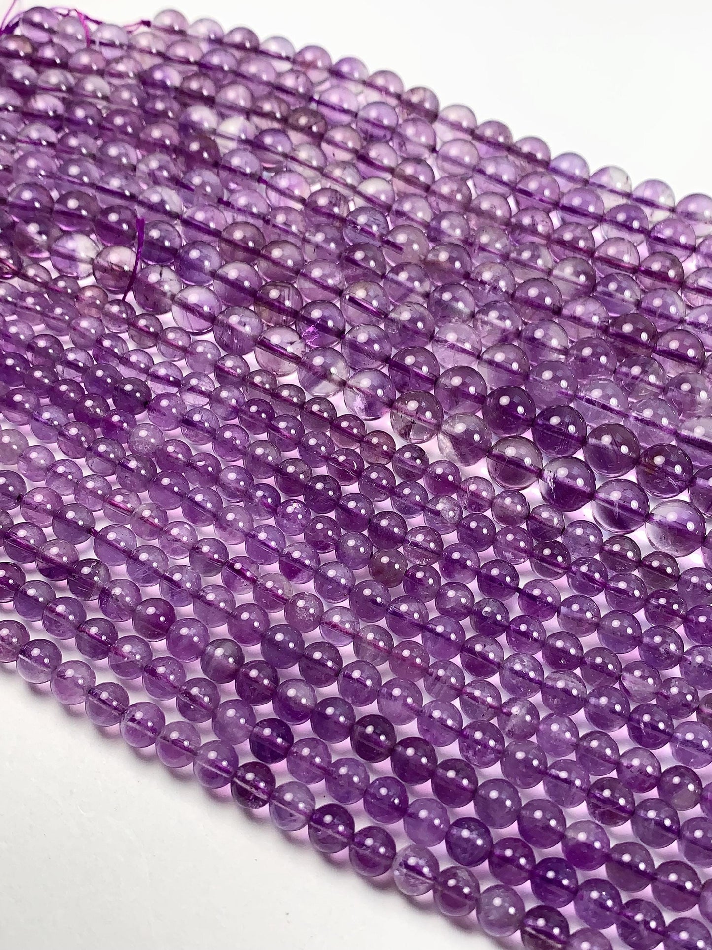 Natural Lavender Amethyst Quartz Beads: Smooth Round, 15.5" Strand