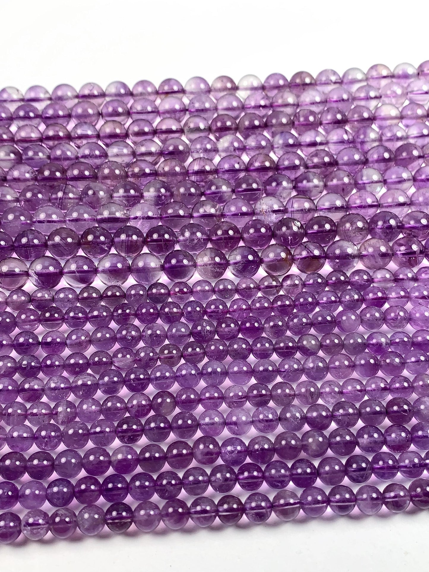 Natural Lavender Amethyst Quartz Beads: Smooth Round, 15.5" Strand