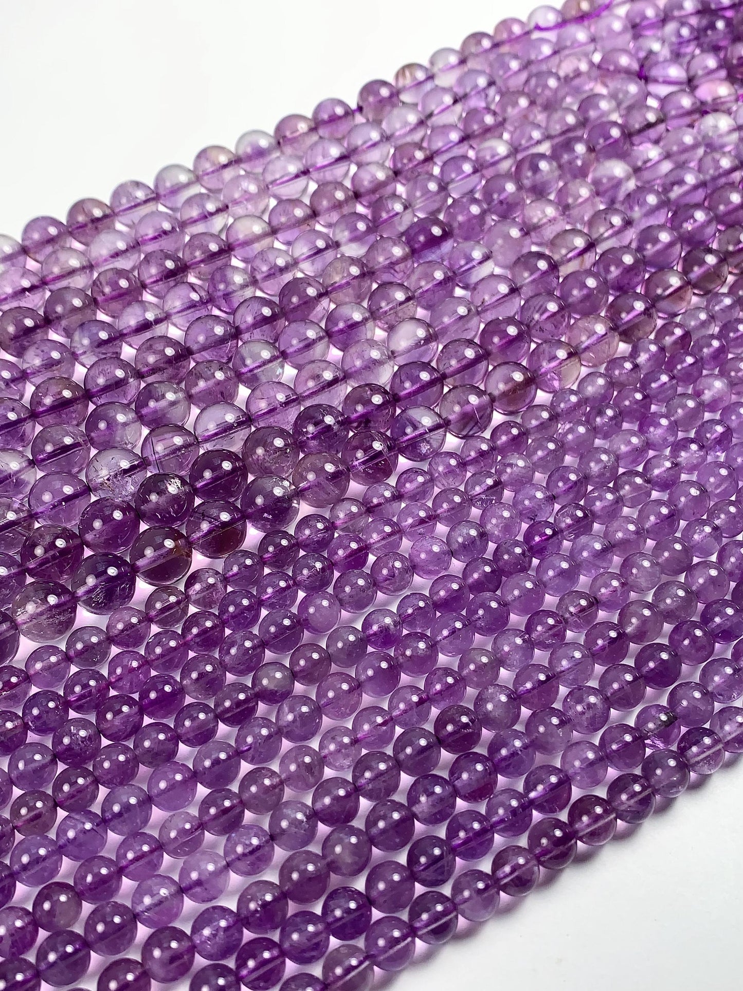 Natural Lavender Amethyst Quartz Beads: Smooth Round, 15.5" Strand