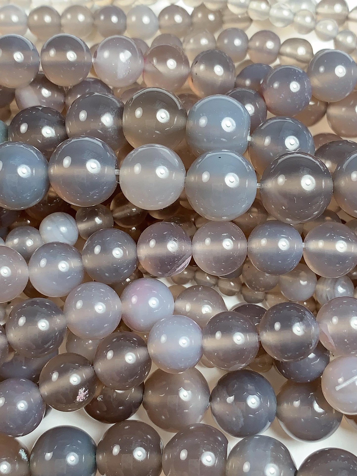 Gray Agate Beads: Natural Smooth Round Gemstone, 15.5" Strand