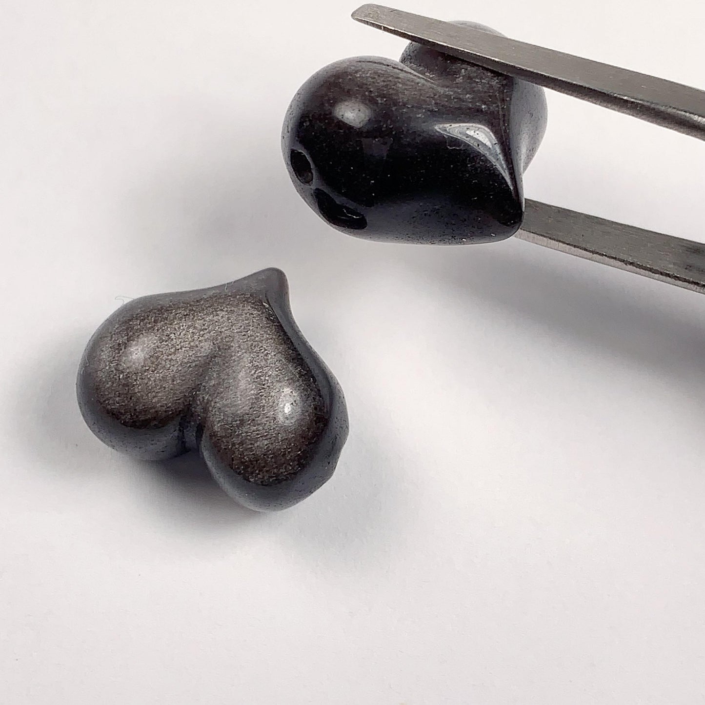 17mm Good Detail Carved  Natural Black Silver Obsidian Heart beads Loose Gems Gemstone