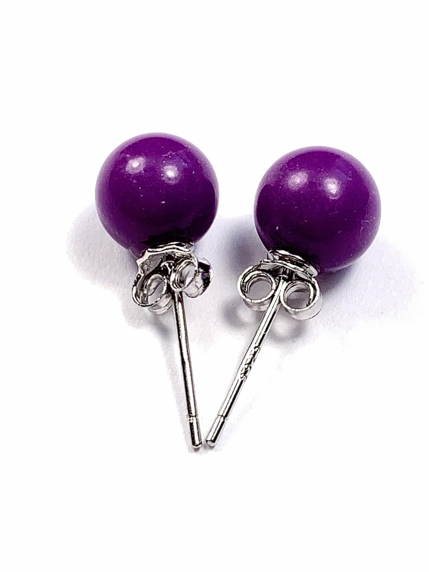 Phosphosiderite Sterling Silver Stud Earrings: 18k Gold Plated (7mm)