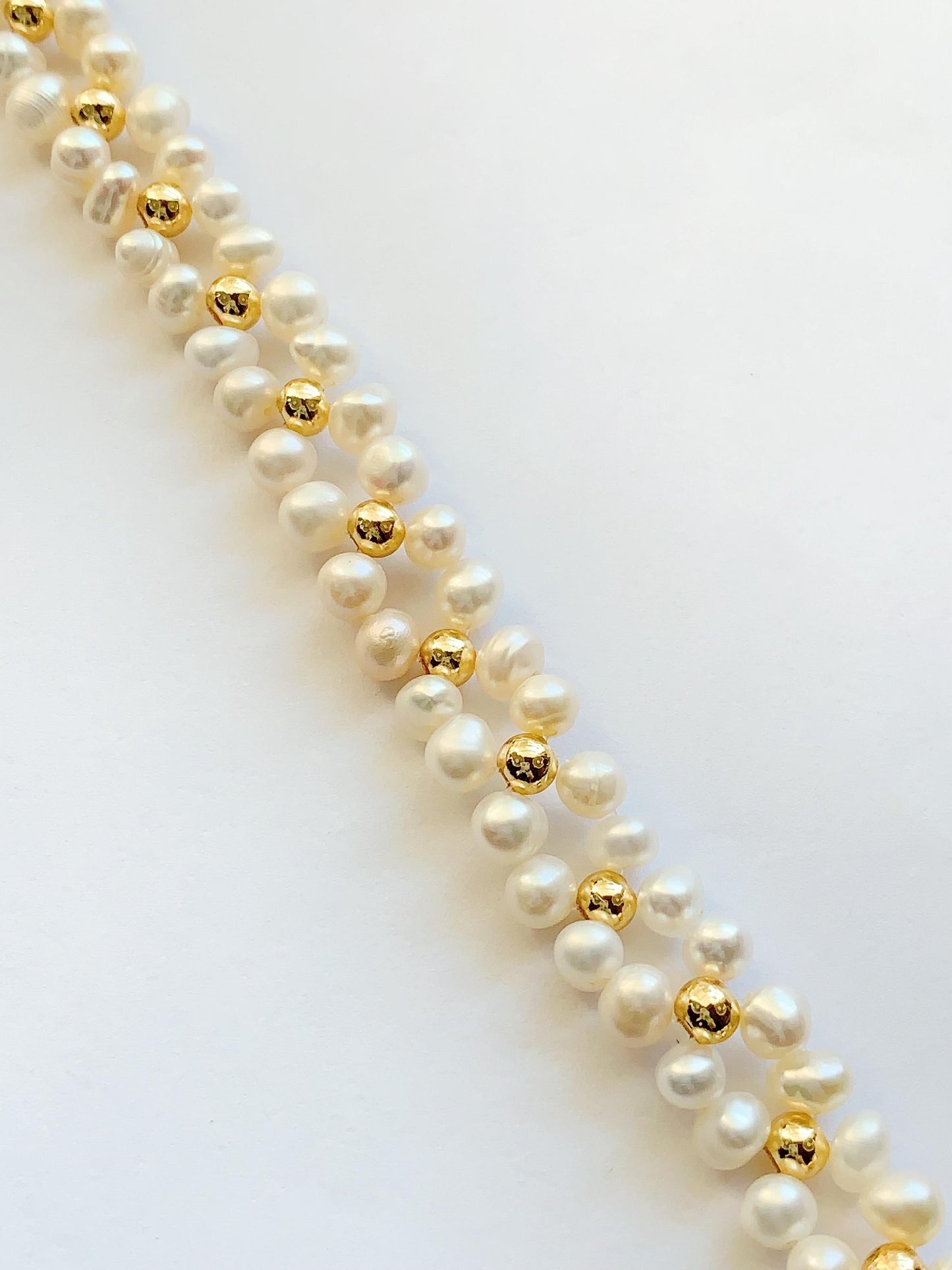 Good quality Natural Freshwater White Pearl Bracelet Bright Luster Gloss 14K Yellow Gold Filled