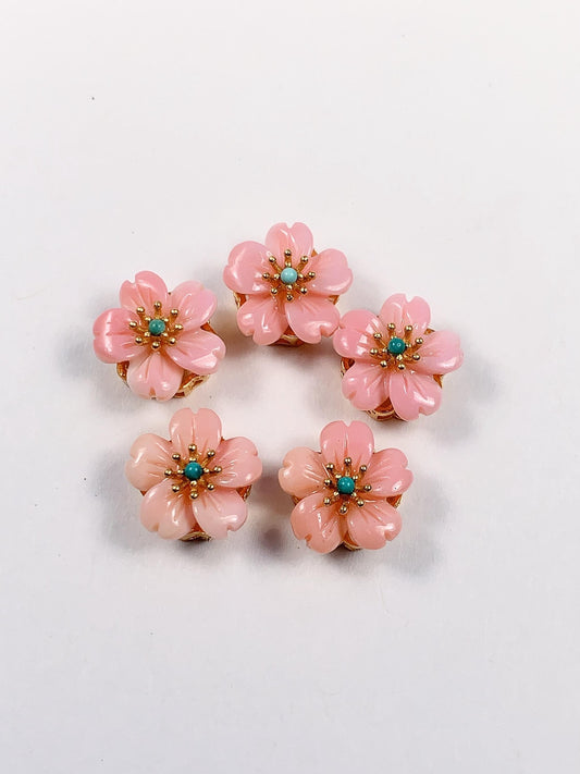 11mm Carved Pink Queen Conch Flower Bead: DIY Gemstone Pendant