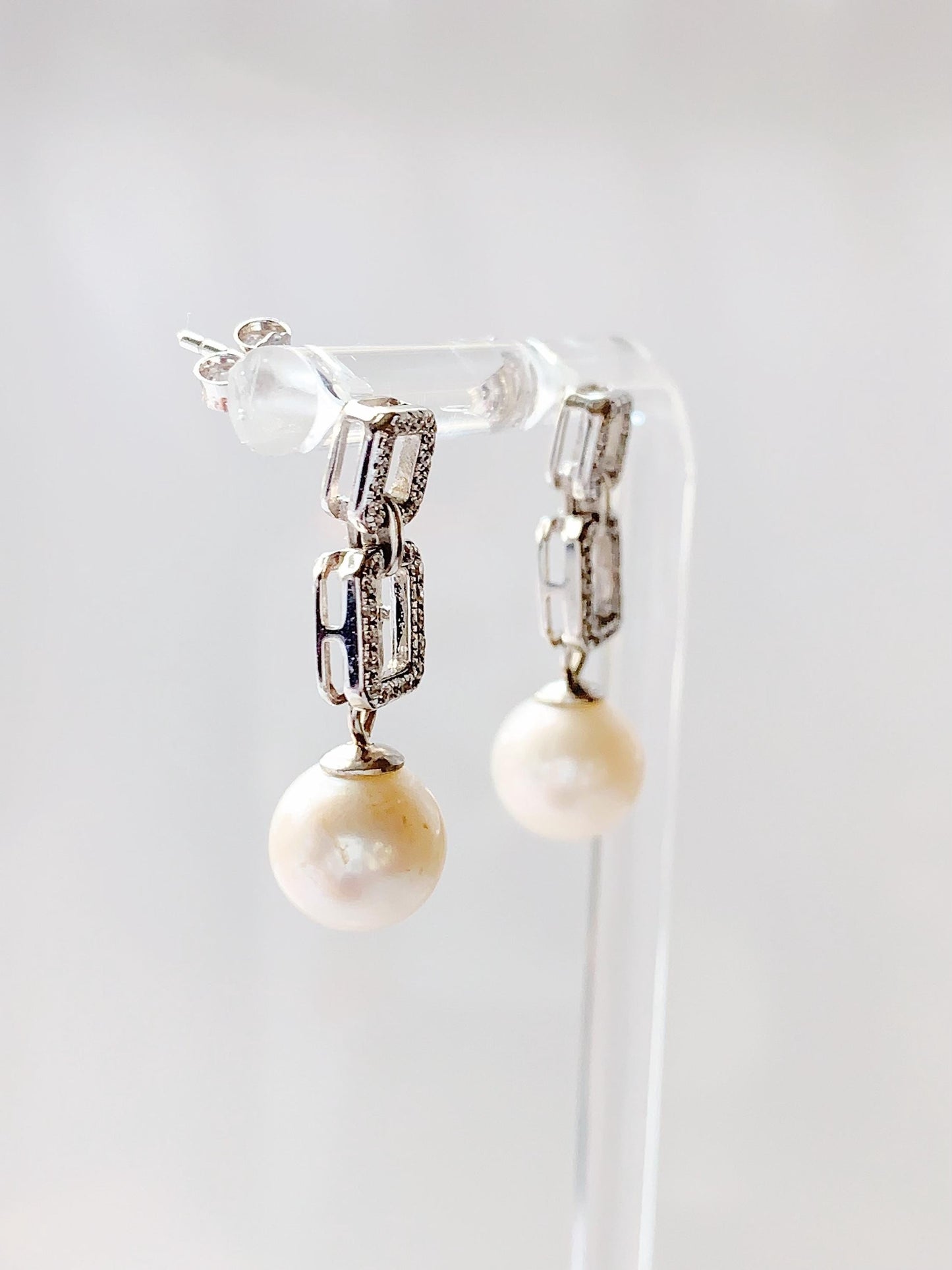 8.5mm Freshwater Pearl Earrings: 18k Gold Plated Sterling Silver