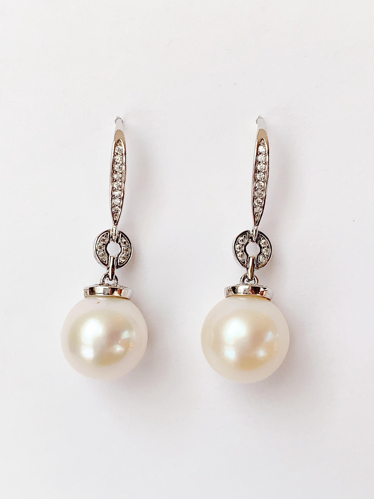 11mm Freshwater Pearl Earrings: Sterling Silver, White Gold Plated