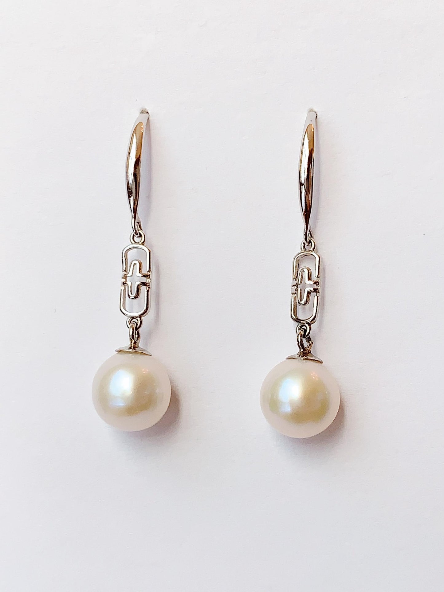 Freshwater Pearl Earrings: 18k Gold Plated Sterling Silver Dangle