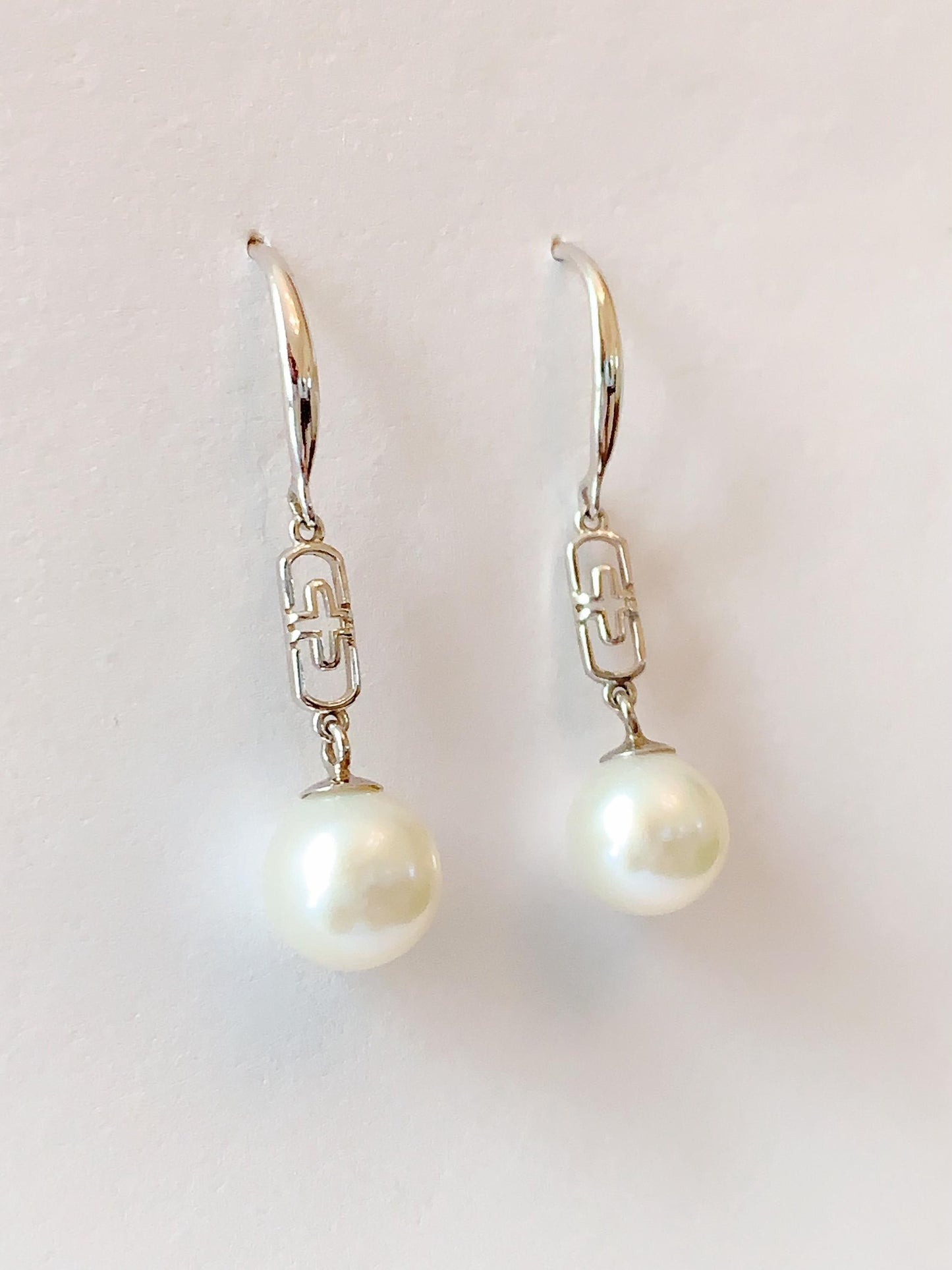 Freshwater Pearl Earrings: 18k Gold Plated Sterling Silver Dangle