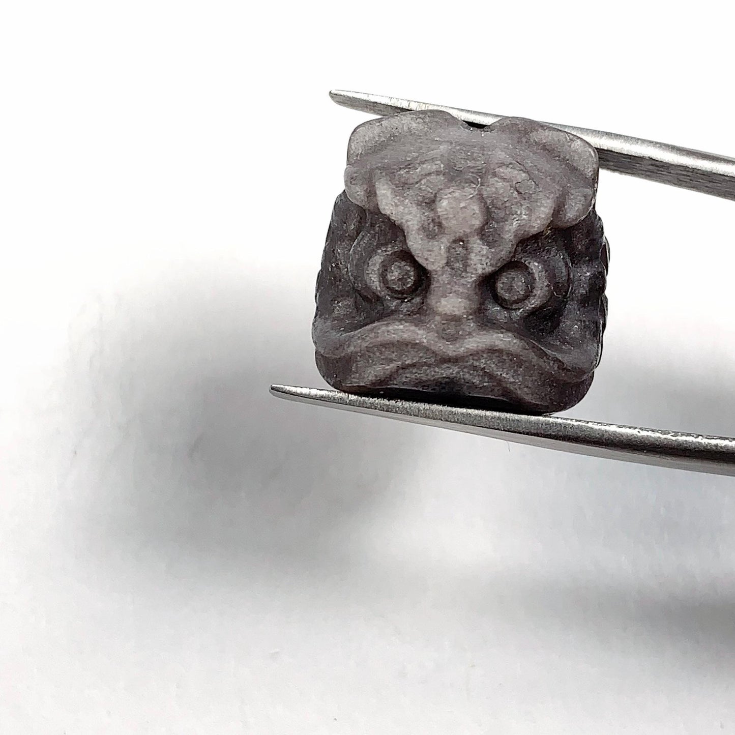 16mm Good Detail Carved  Natural Black Silver Obsidian Lion beads Loose Gems Gemstone