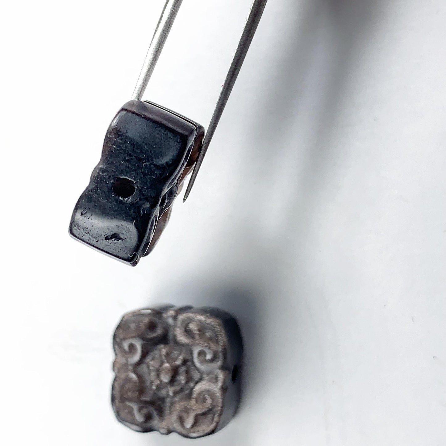 15mm Good Detail Carved  Natural Black Silver Obsidian Lucky Pattern beads Loose Gems Gemstone