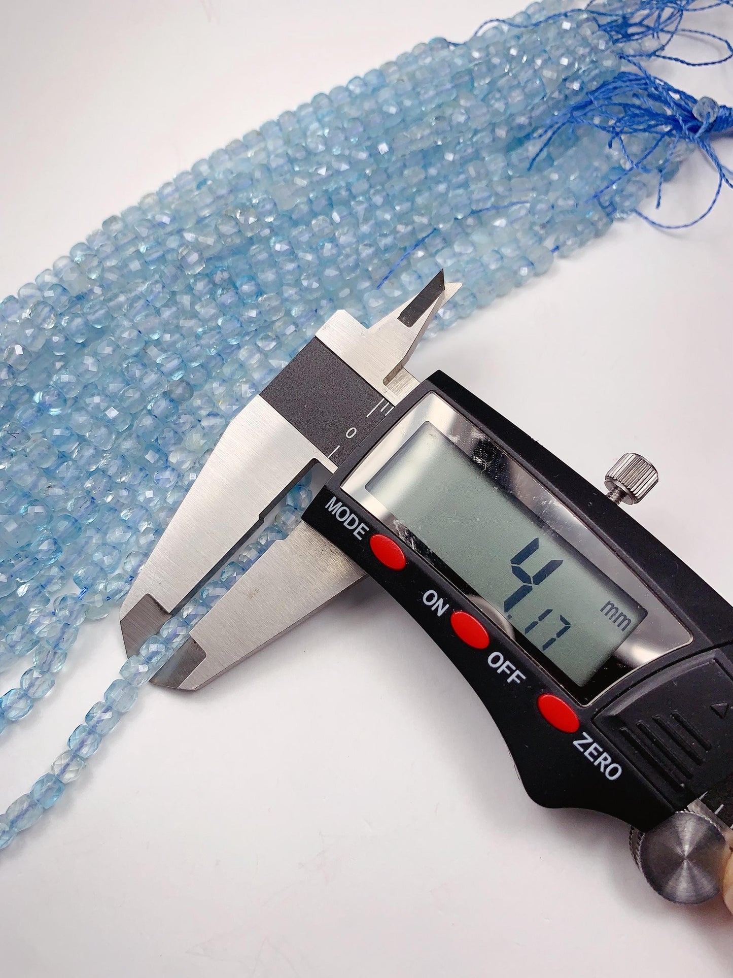 4mm+ good quality Genuine Natural Sky Blue Topaz Faceted Cube Square Beads 15.5" Strand