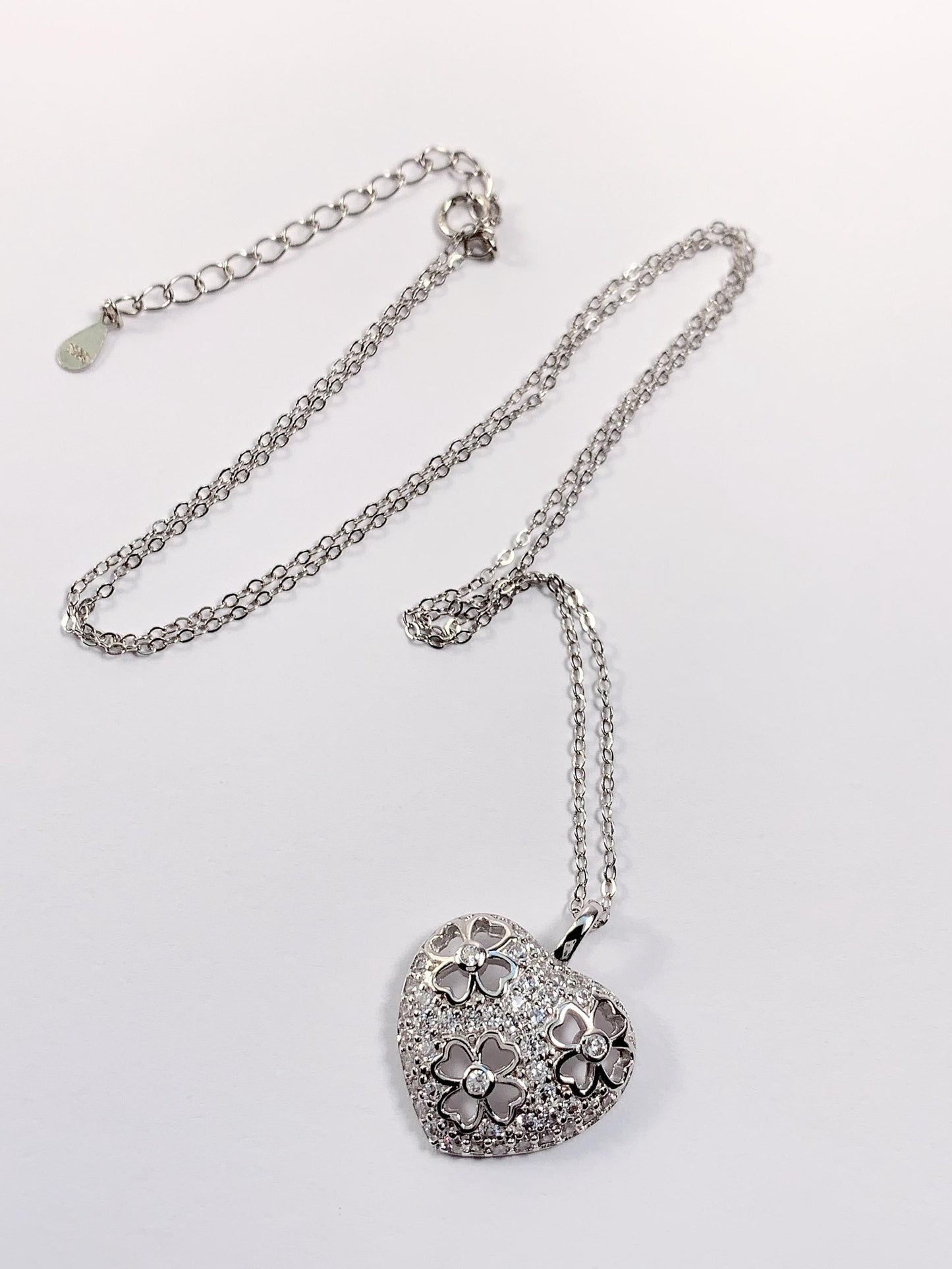 Heart Clover Necklace: 18k White Gold Plated Sterling Silver