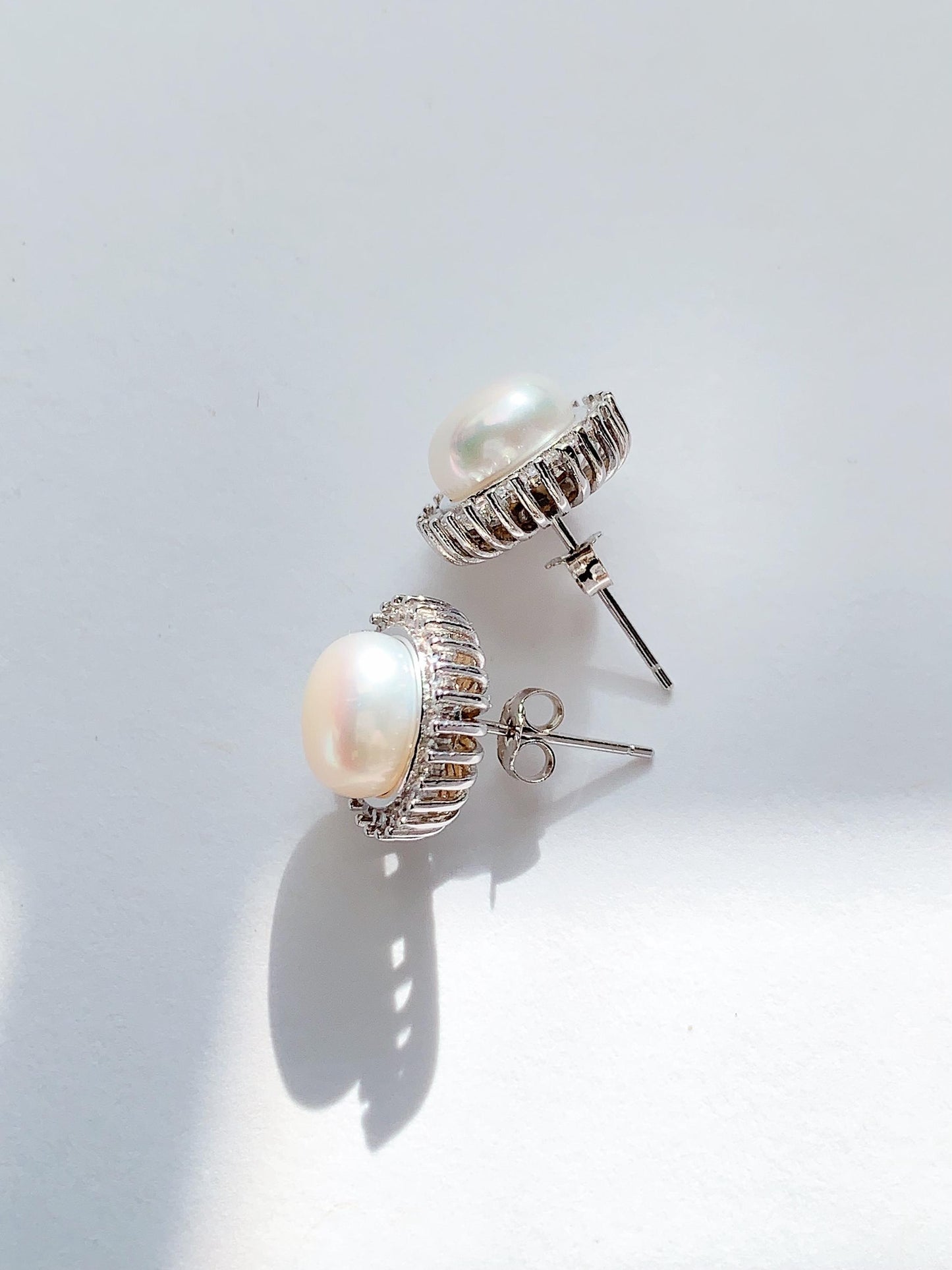 9mm Freshwater Pearl Earrings: 18k White Gold Plated Sterling Silver Studs
