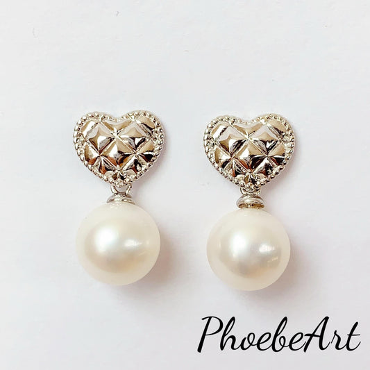 8mm Freshwater Pearl Earrings: Sterling Silver Heart Studs